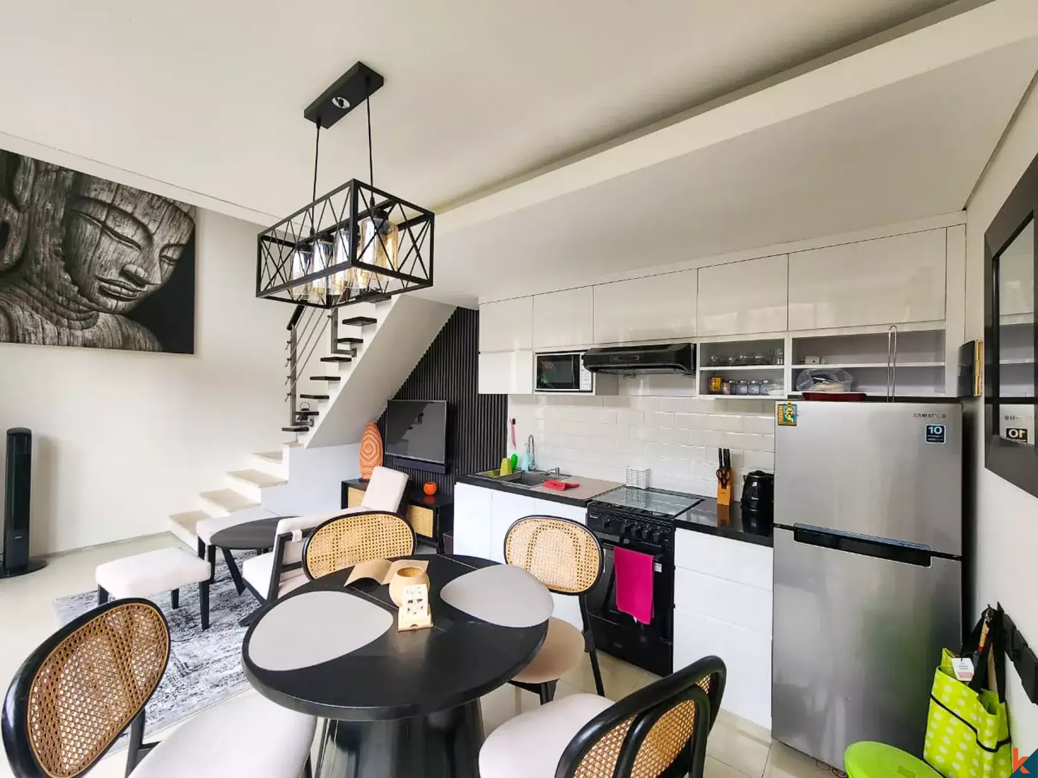 Properti Modern dengan Dua Kamar Tidur Berstatus Hak Sewa di Semer yang Tenang - Kerobokan