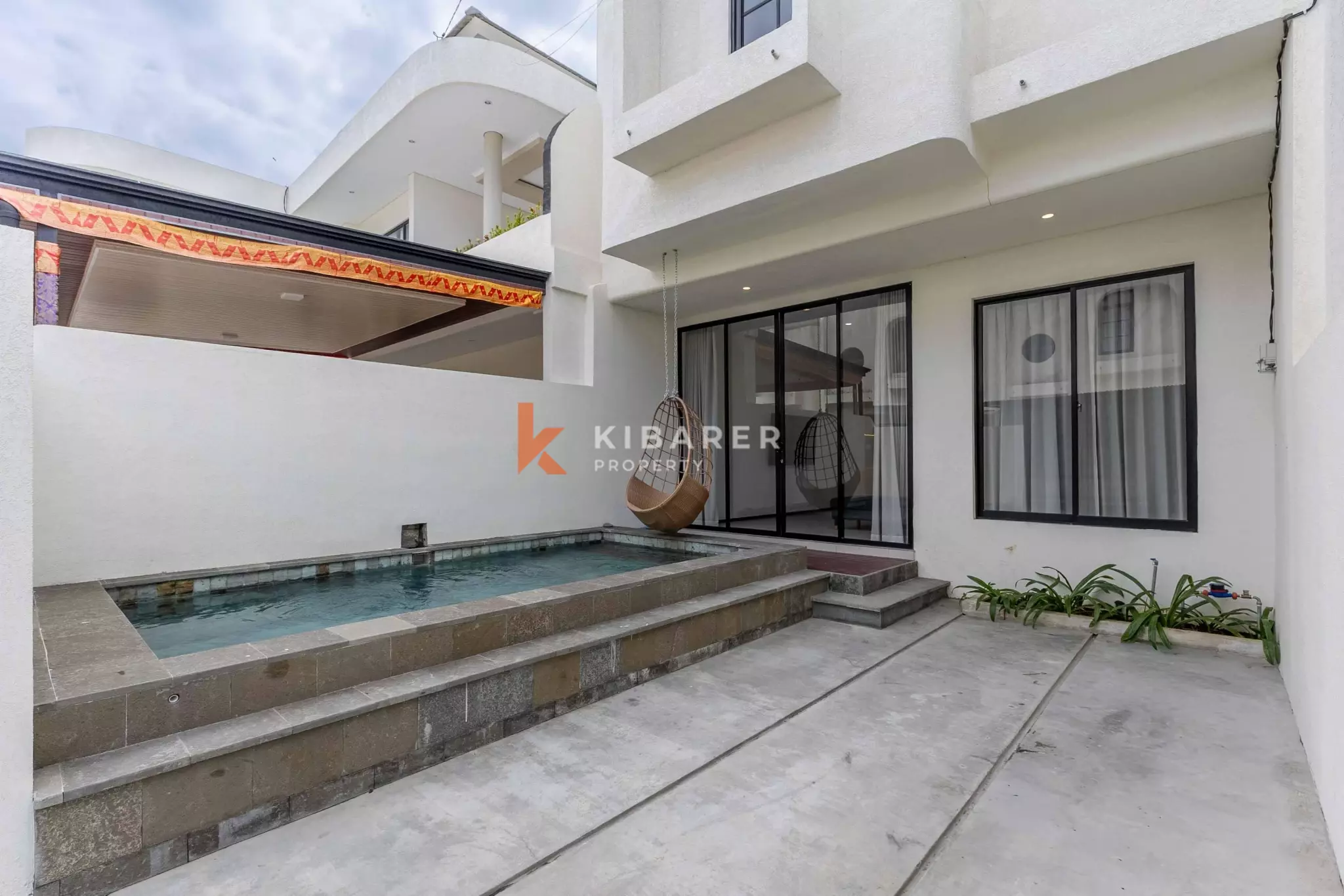 Strategic Three Bedroom Villa Living Near Sanur