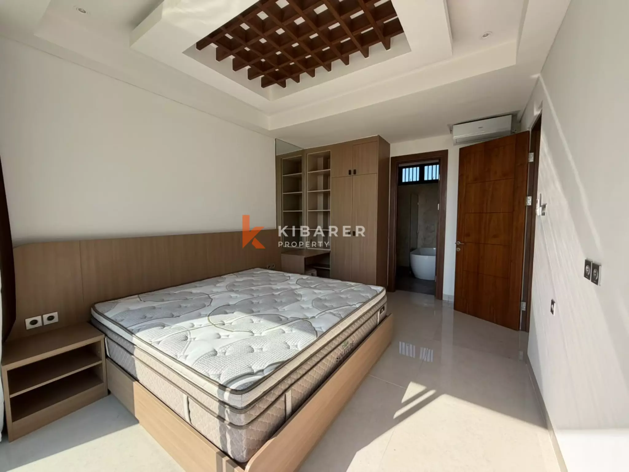 Vila Mewah Tiga Kamar Tidur dengan Kolam Renang Pribadi dan Pemandangan Lapangan Golf di Pecatu