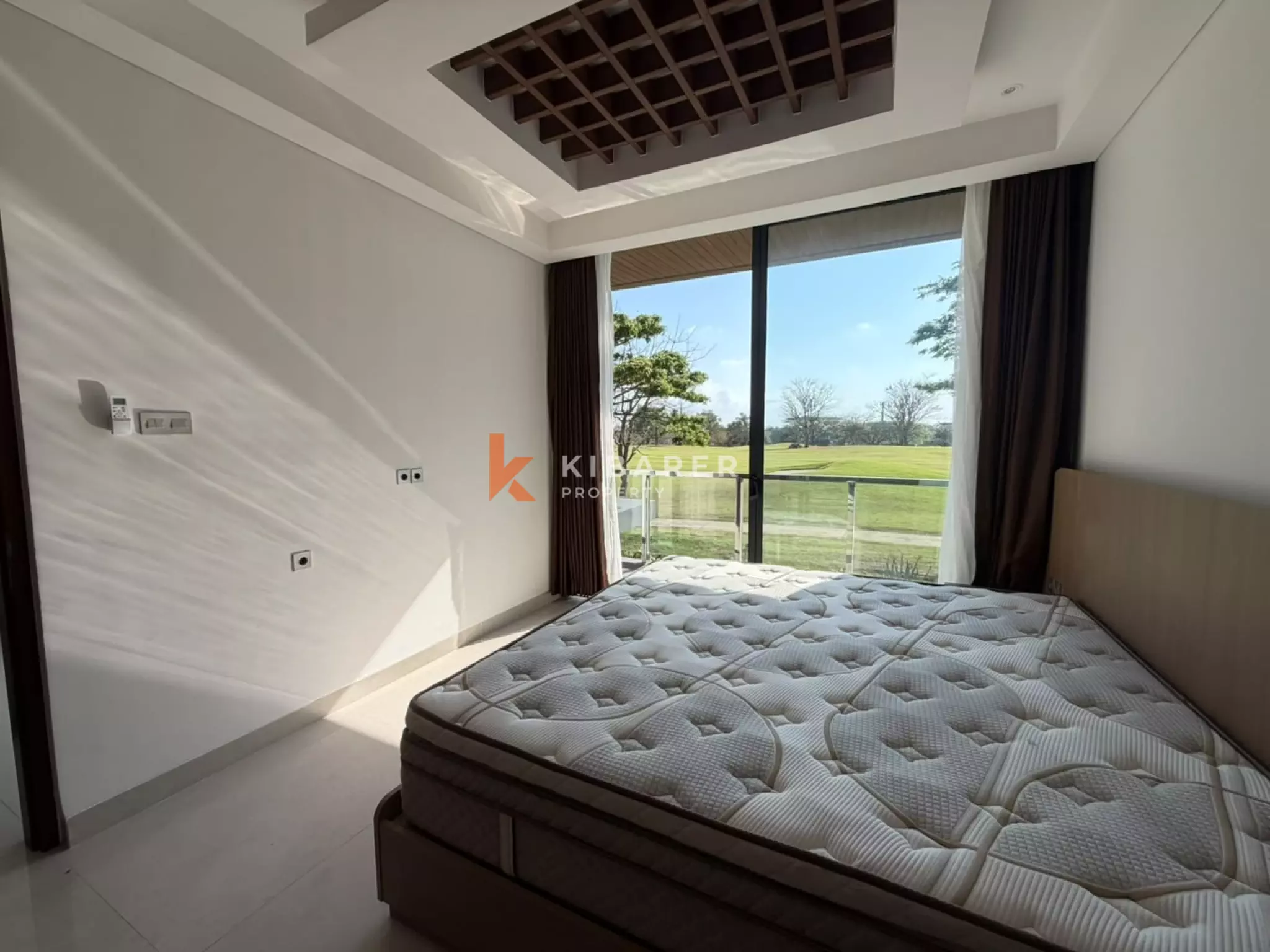 Vila Mewah Tiga Kamar Tidur dengan Kolam Renang Pribadi dan Pemandangan Lapangan Golf di Pecatu