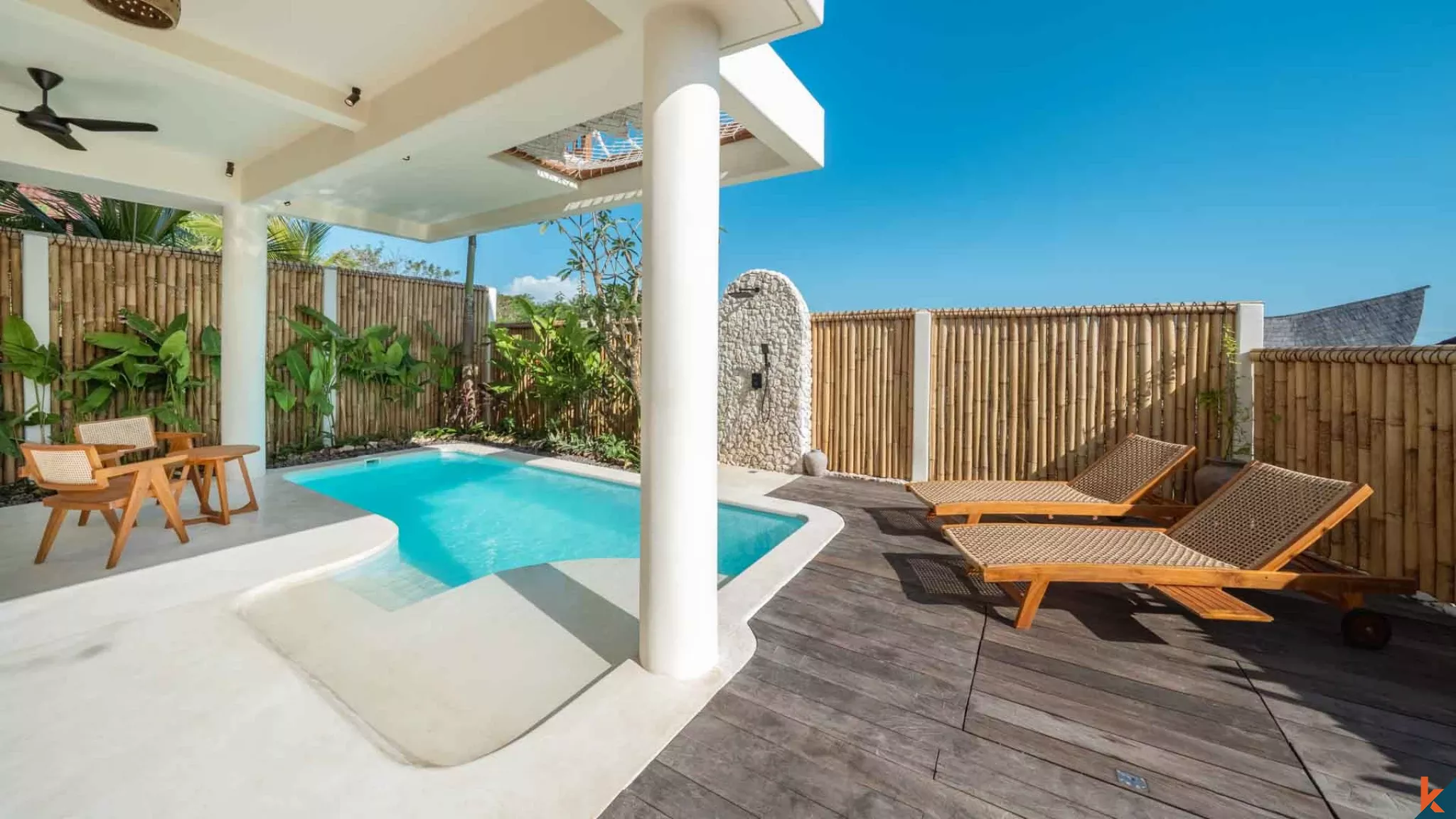 Modern Mediterranean One-Bedroom Villa with Ocean Views in Nusa Lembongan