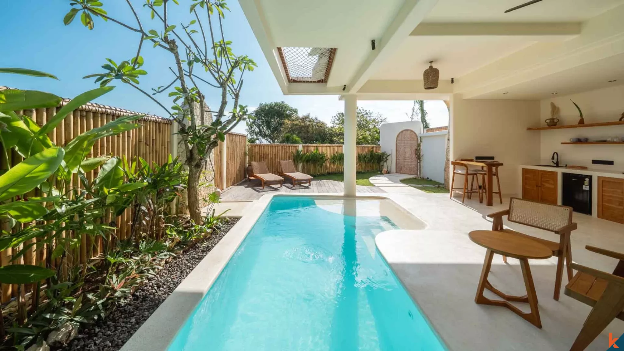 Modern Mediterranean One-Bedroom Villa with Ocean Views in Nusa Lembongan