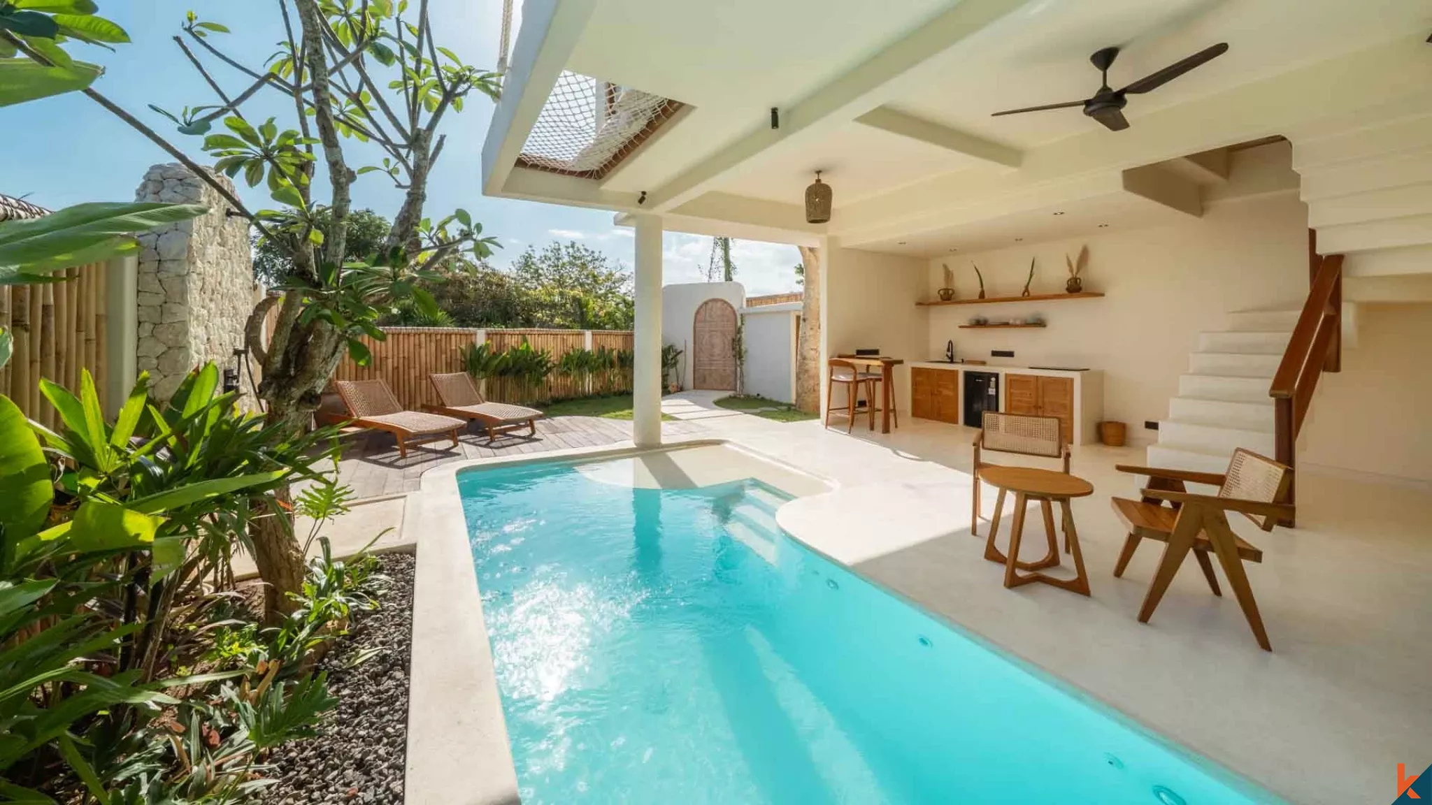 Modern Mediterranean One-Bedroom Villa with Ocean Views in Nusa Lembongan