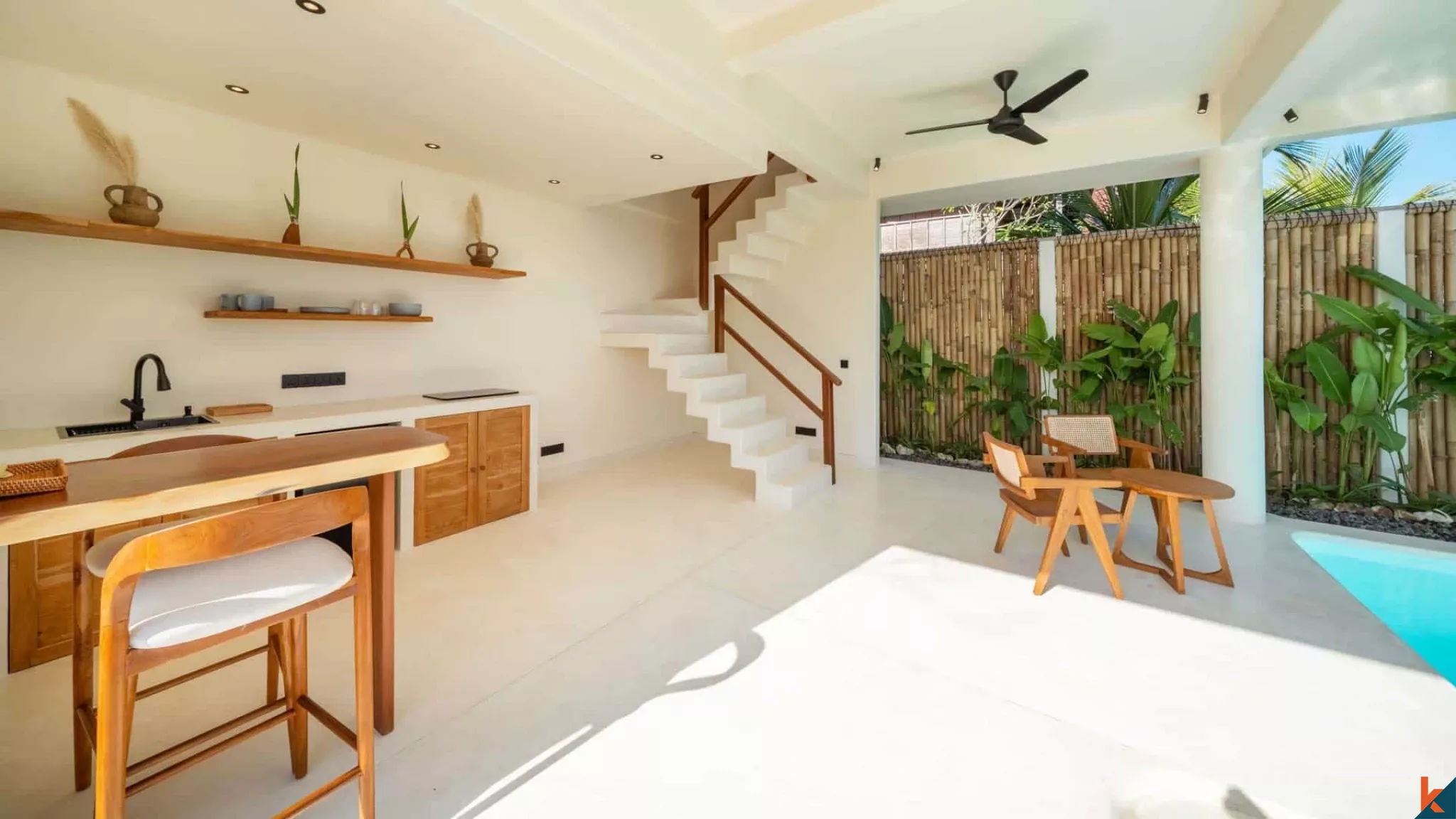 Modern Mediterranean One-Bedroom Villa with Ocean Views in Nusa Lembongan