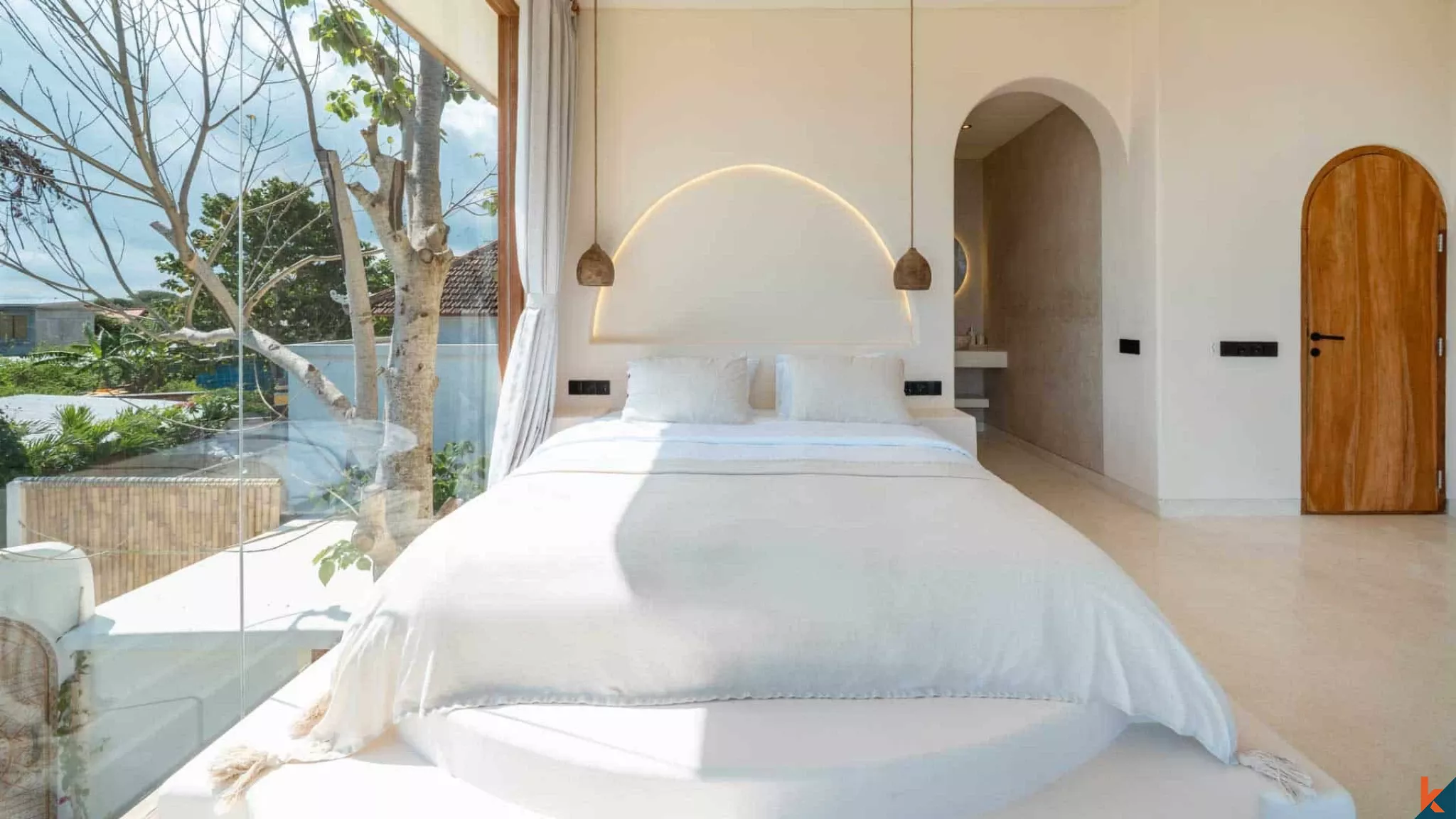 Modern Mediterranean One-Bedroom Villa with Ocean Views in Nusa Lembongan