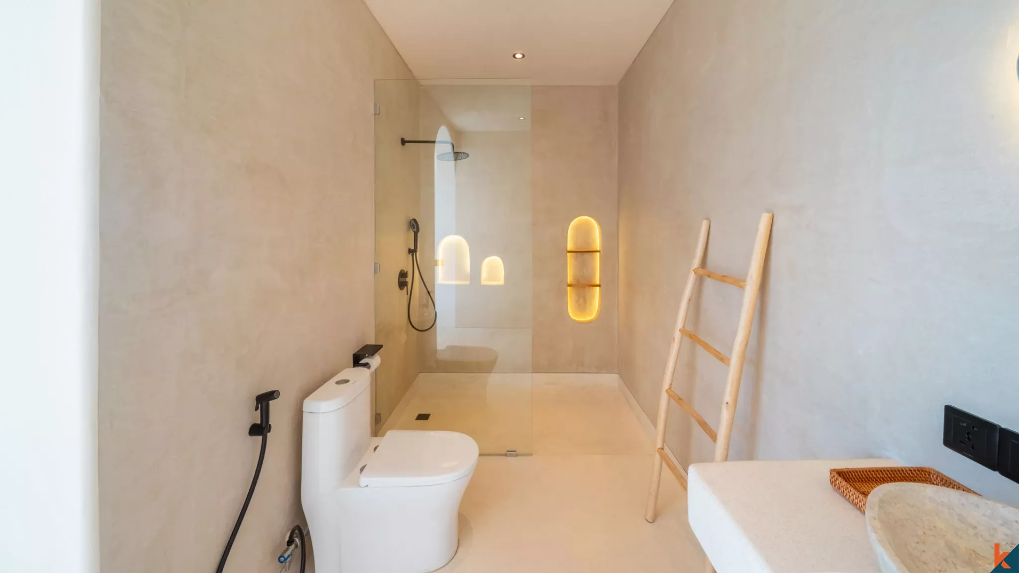 Modern Mediterranean One-Bedroom Villa with Ocean Views in Nusa Lembongan