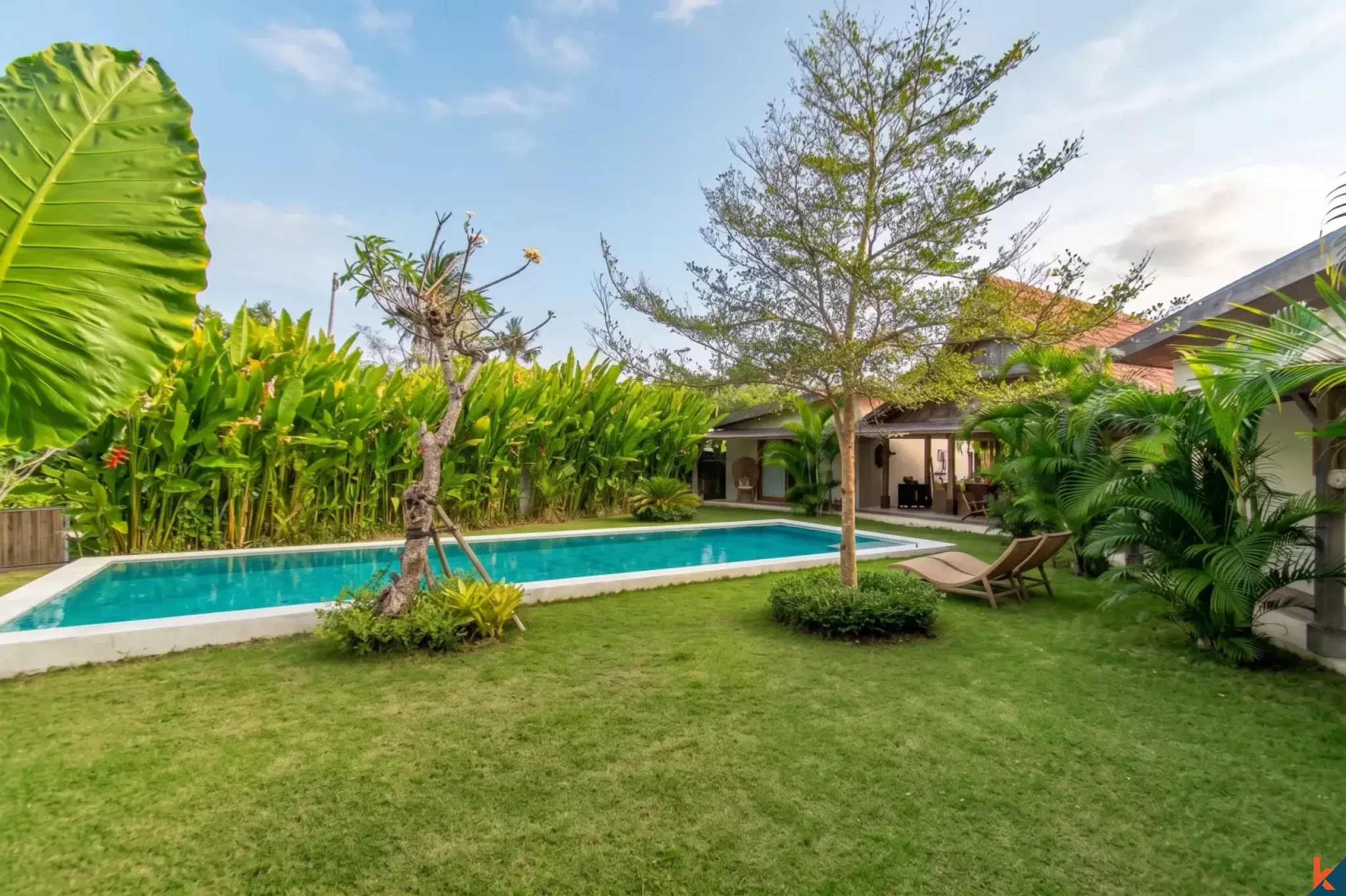 Fantastic three bedroom modern joglo style for lease in Kedungu