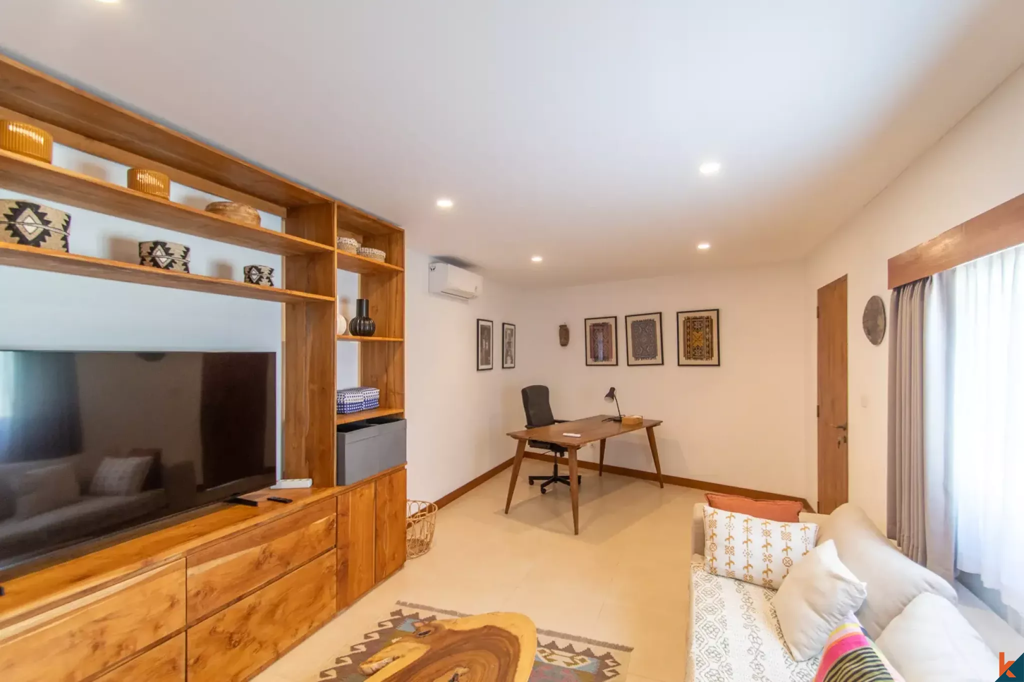 Fantastic three bedroom modern joglo style for lease in Kedungu