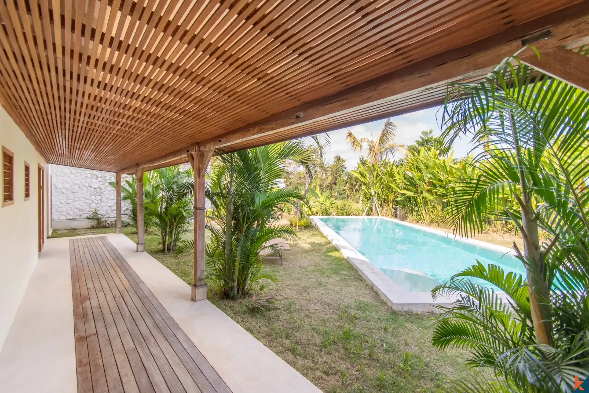 Fantastic three bedroom modern joglo style for lease in Kedungu