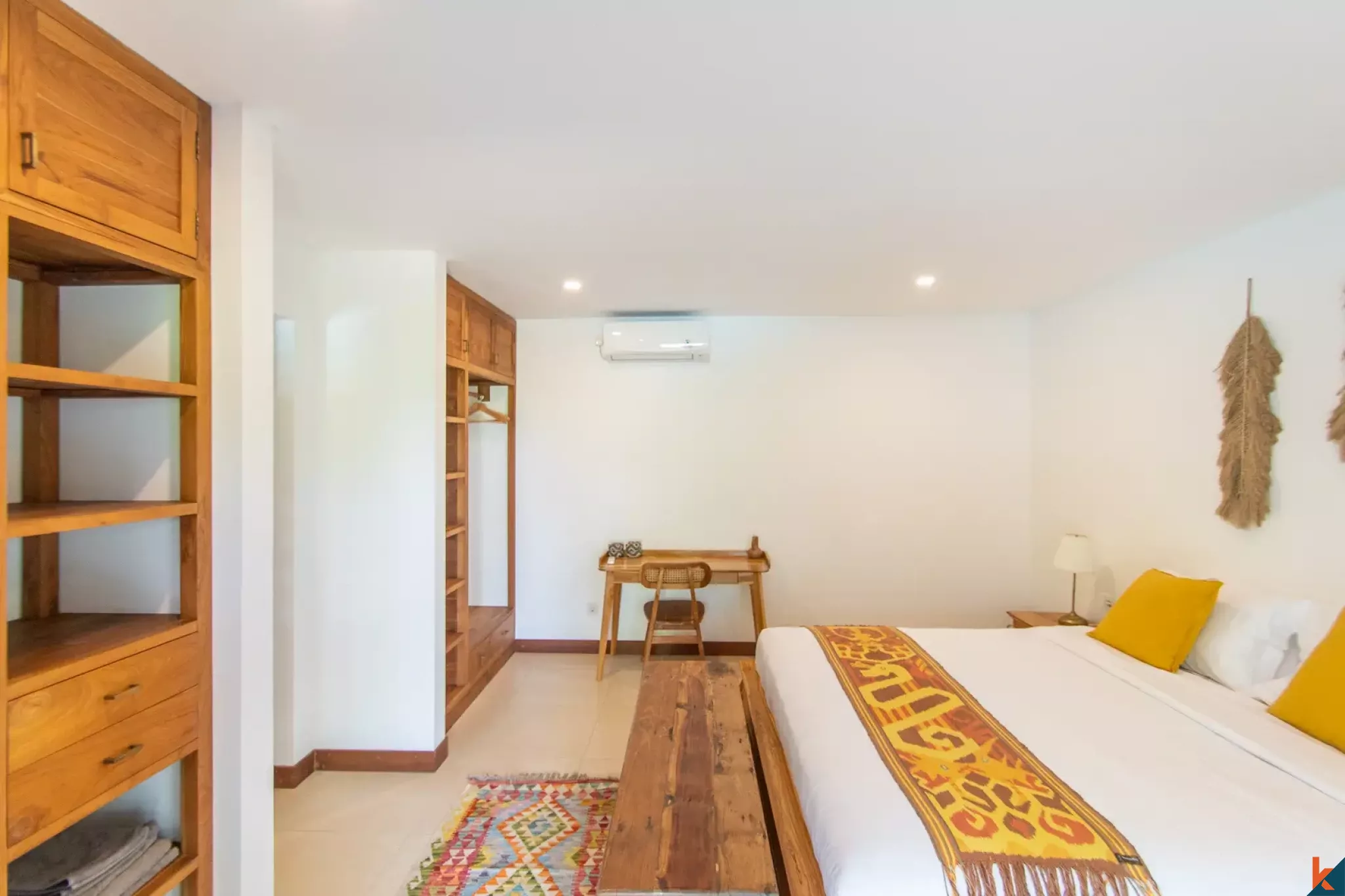 Fantastic three bedroom modern joglo style for lease in Kedungu