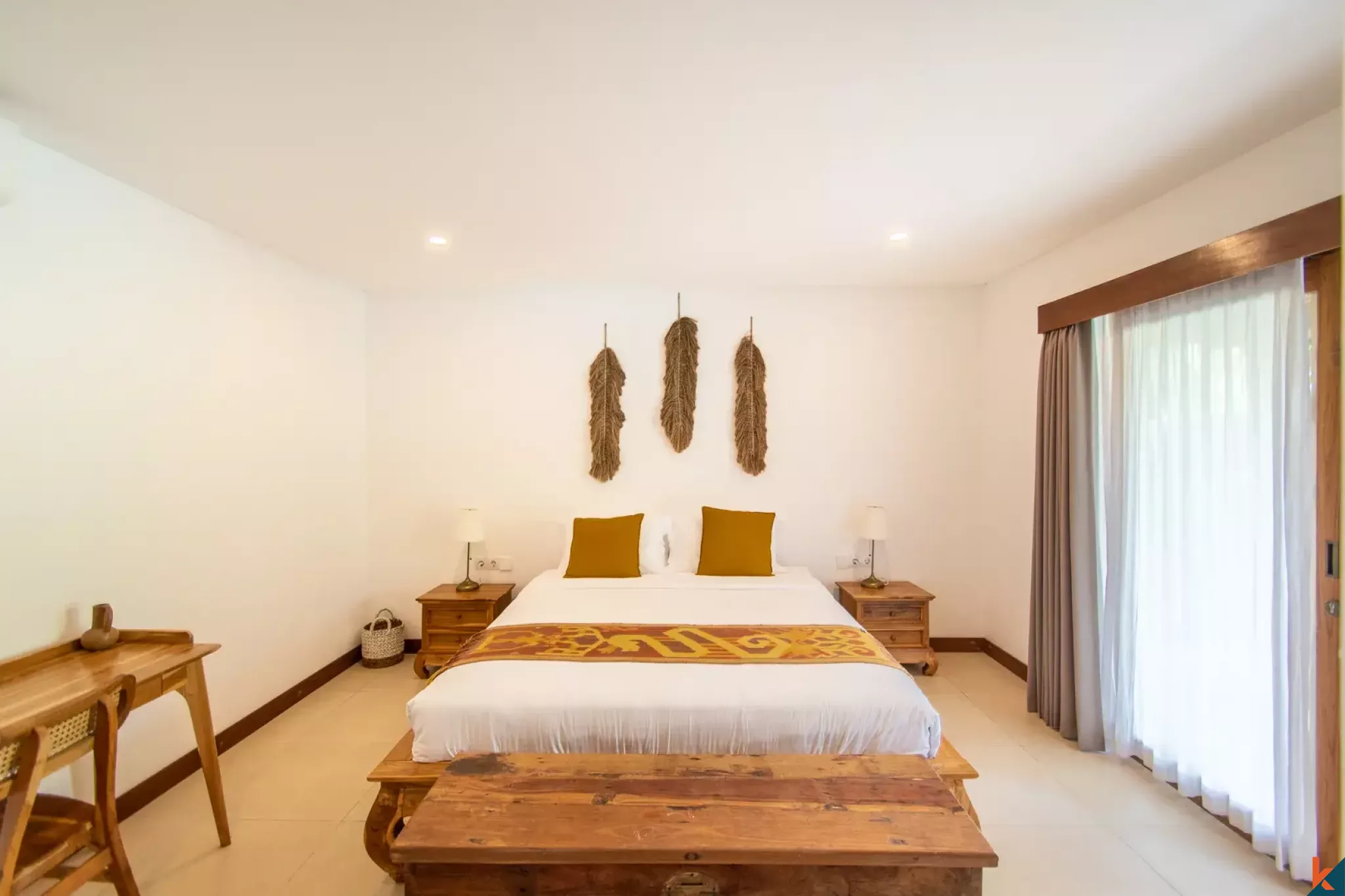 Fantastic three bedroom modern joglo style for lease in Kedungu