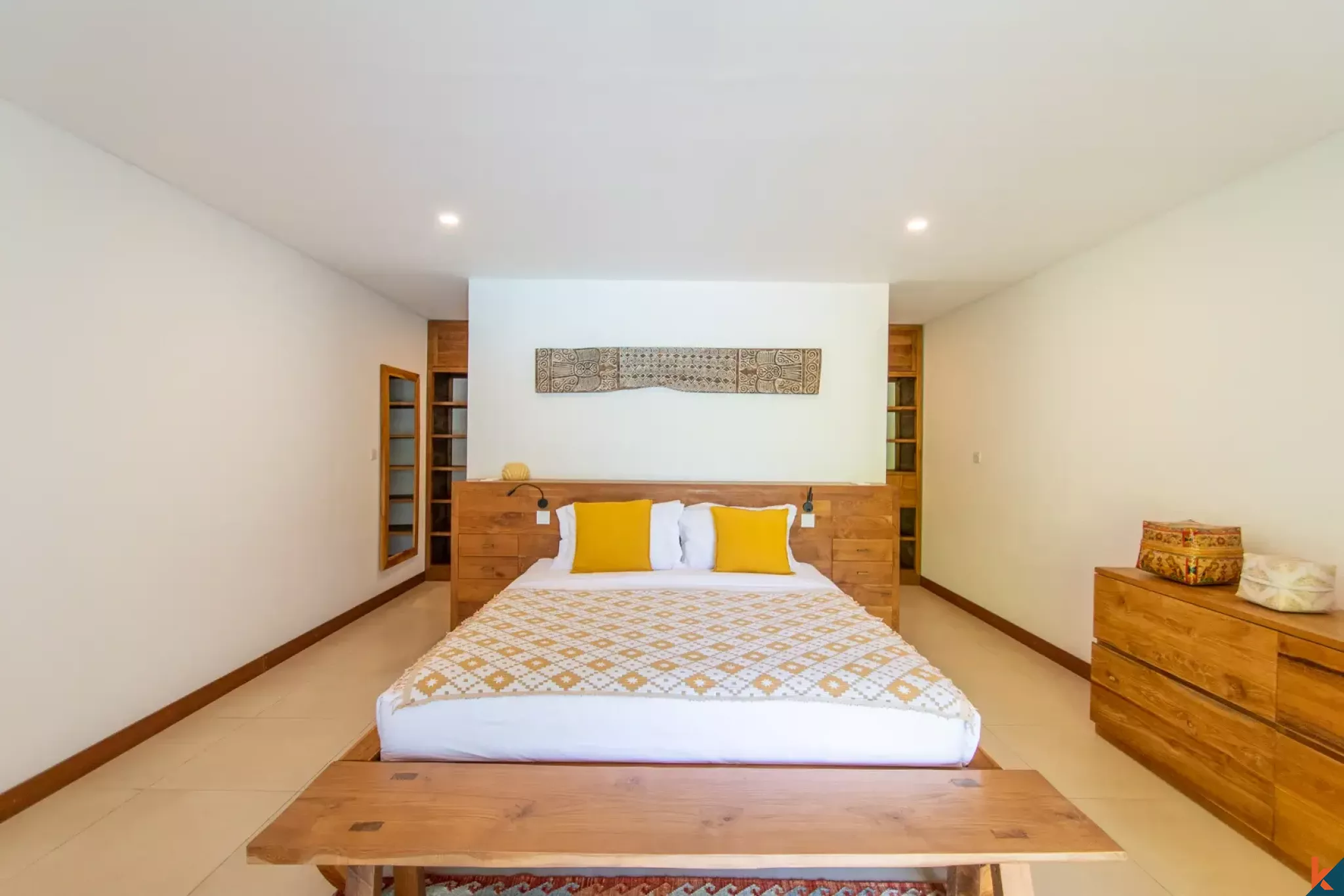 Fantastic three bedroom modern joglo style for lease in Kedungu