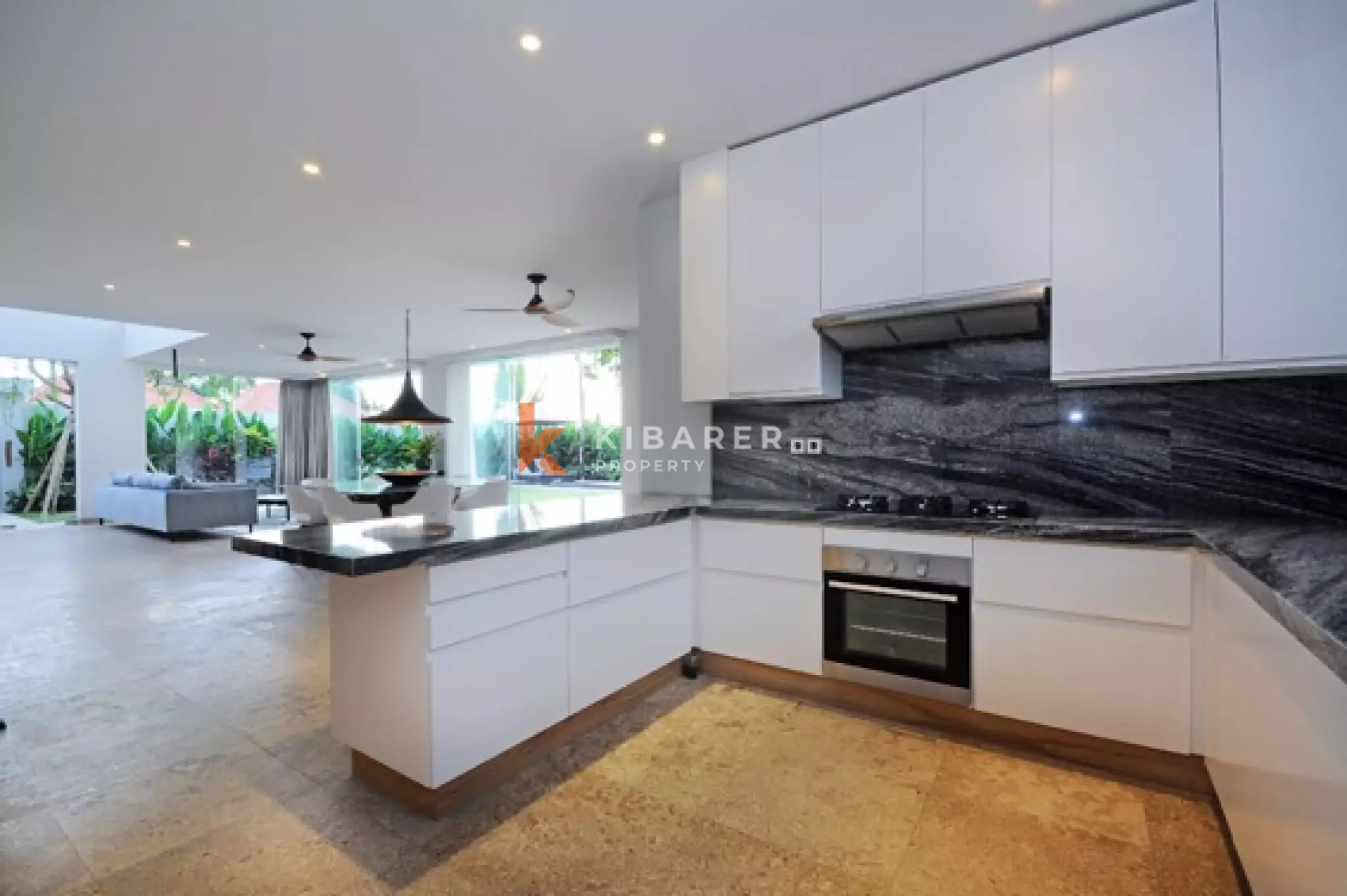 Modern Five-Bedroom Villa with Expansive Rooftop in Canggu