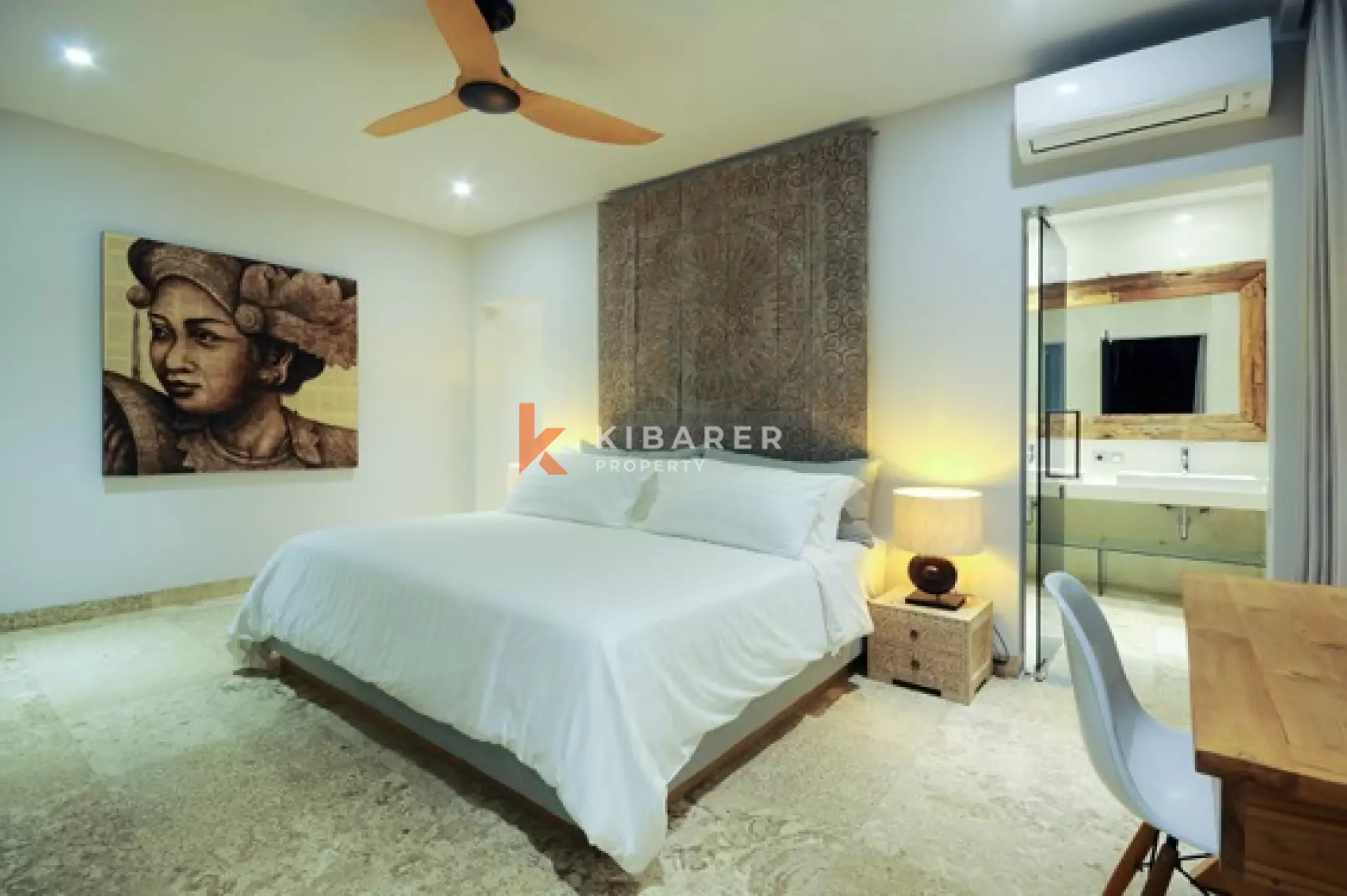 Modern Five-Bedroom Villa with Expansive Rooftop in Canggu