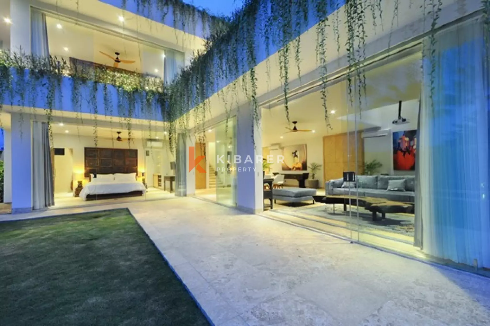 Modern Five-Bedroom Villa with Expansive Rooftop in Canggu
