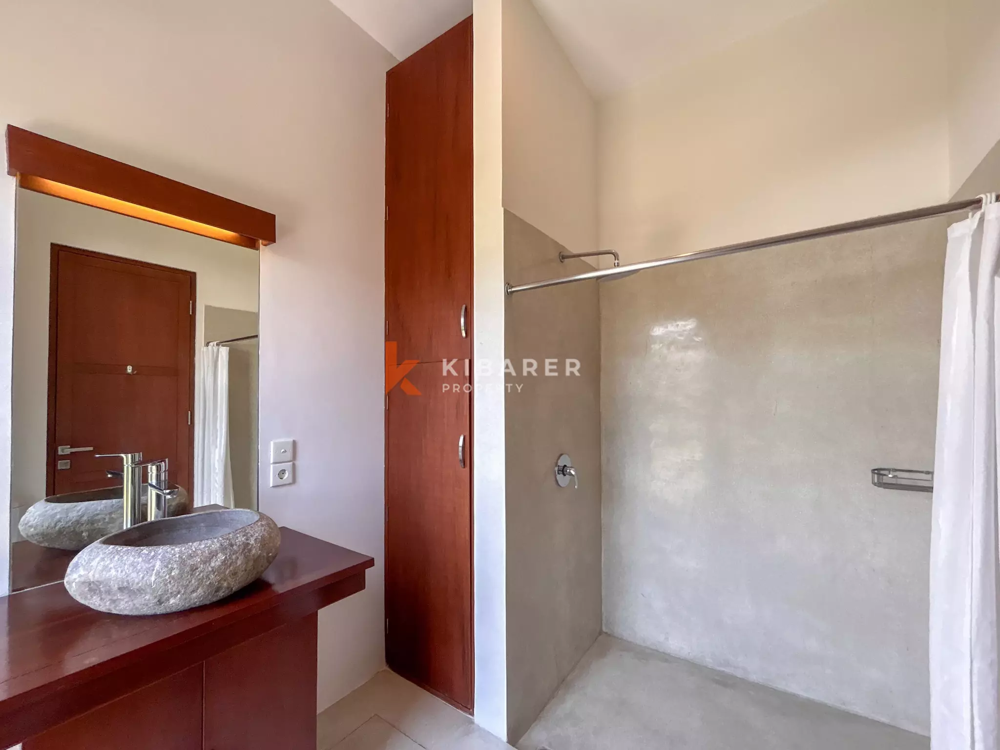 Contemporary Three-Bedroom Residential Villa in Seminyak