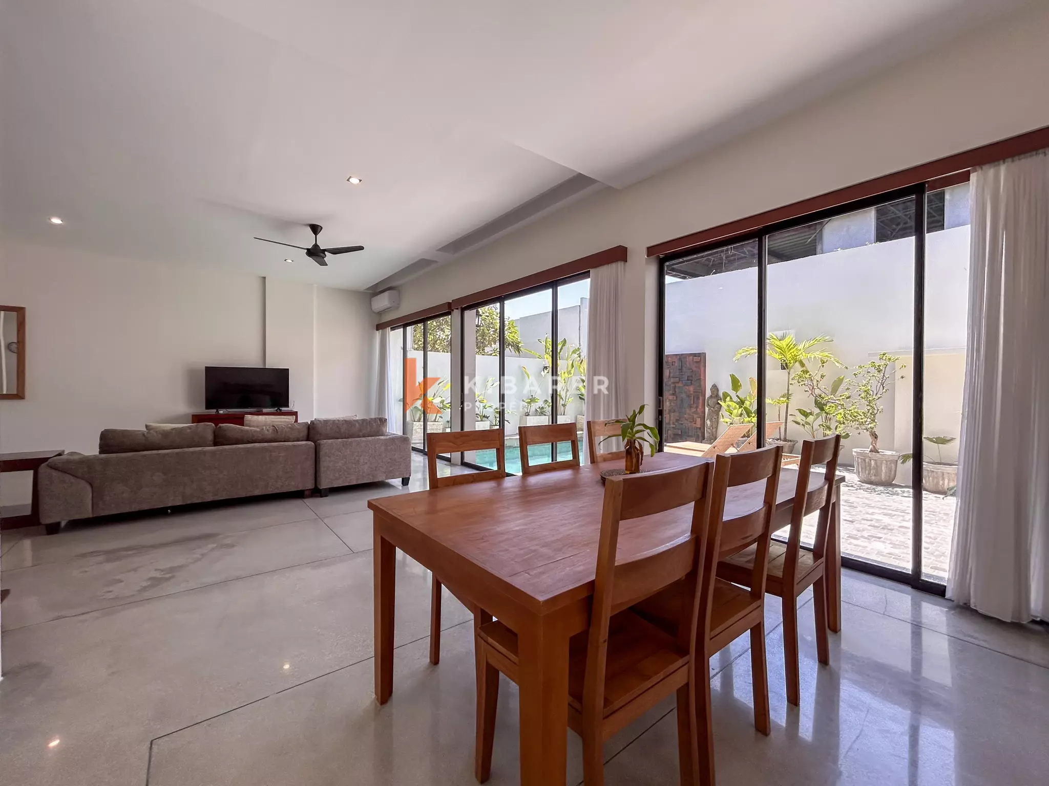 Contemporary Three-Bedroom Residential Villa in Seminyak