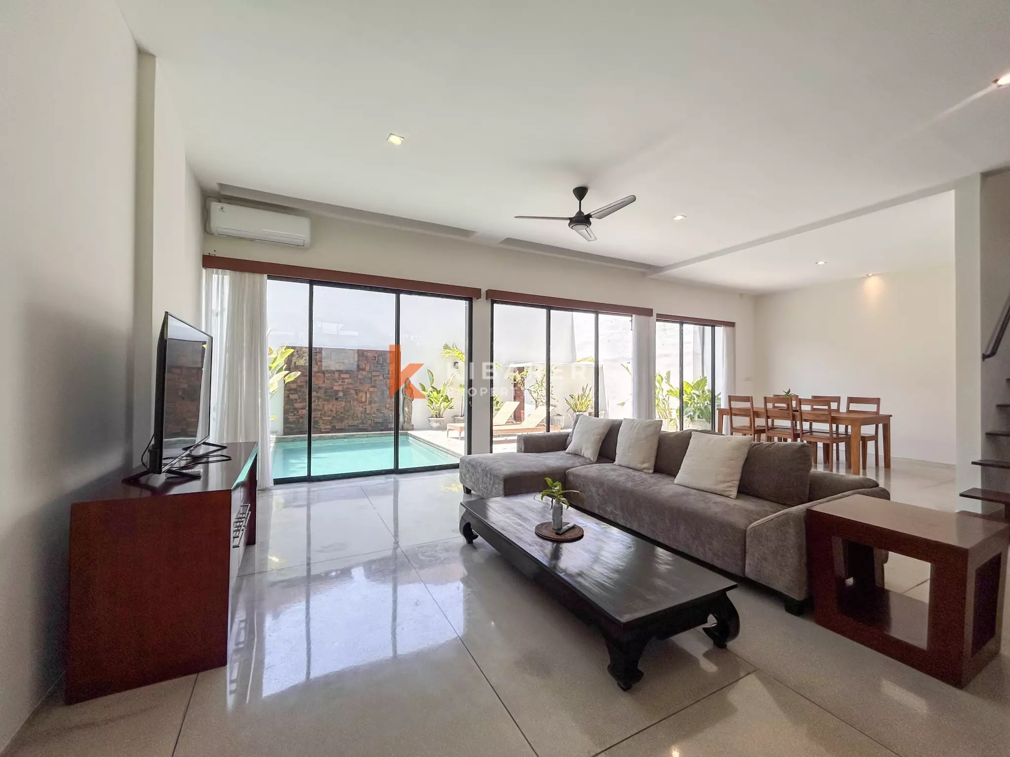 Contemporary Three-Bedroom Residential Villa in Seminyak