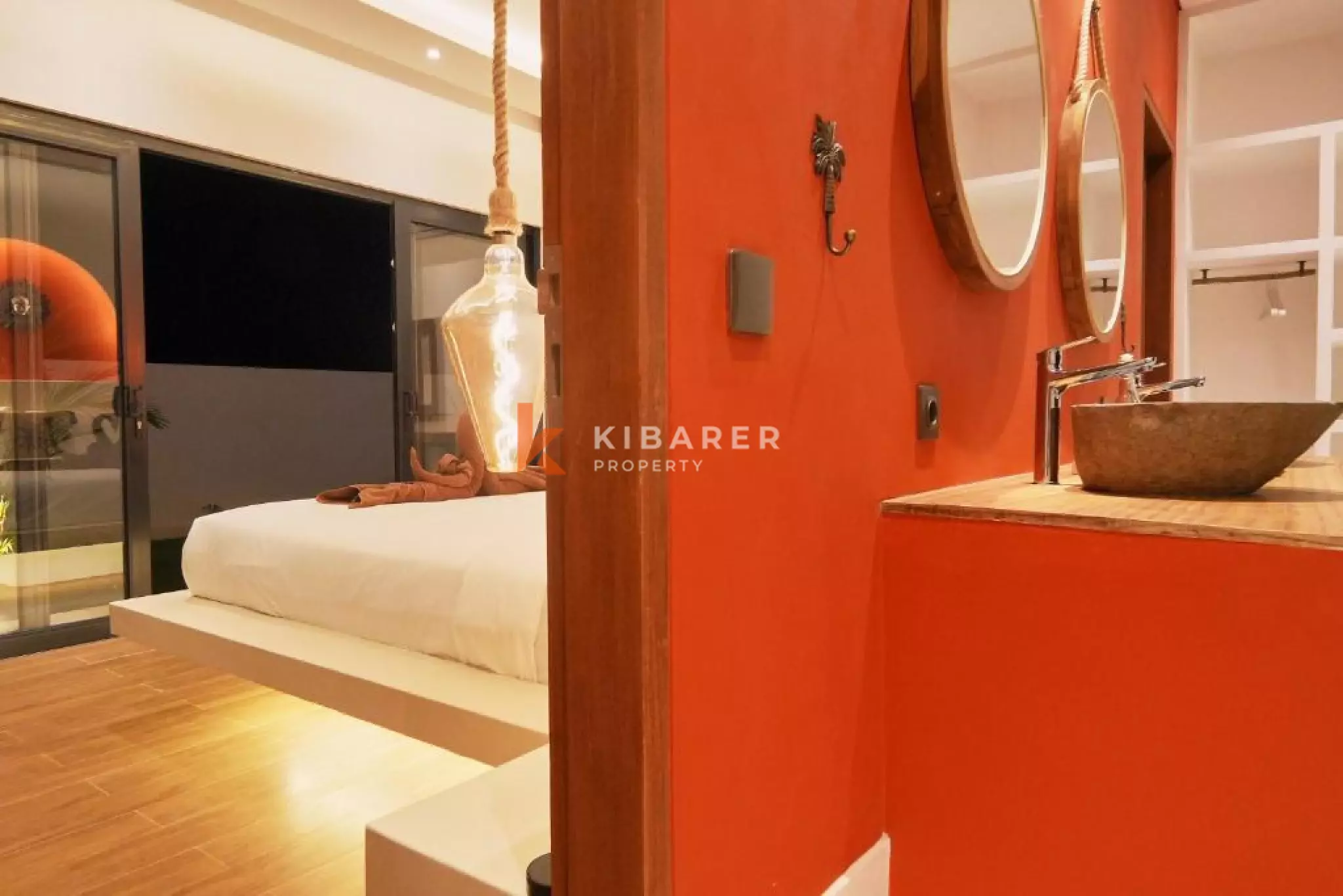 Four Bedroom Living Close to The Kelanting Beach Tabanan