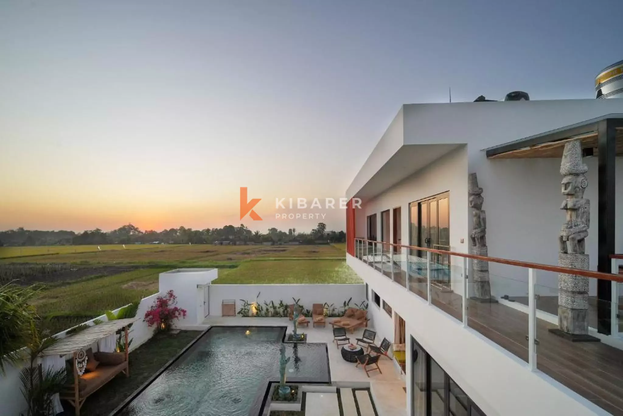 Four Bedroom Living Close to The Kelanting Beach Tabanan