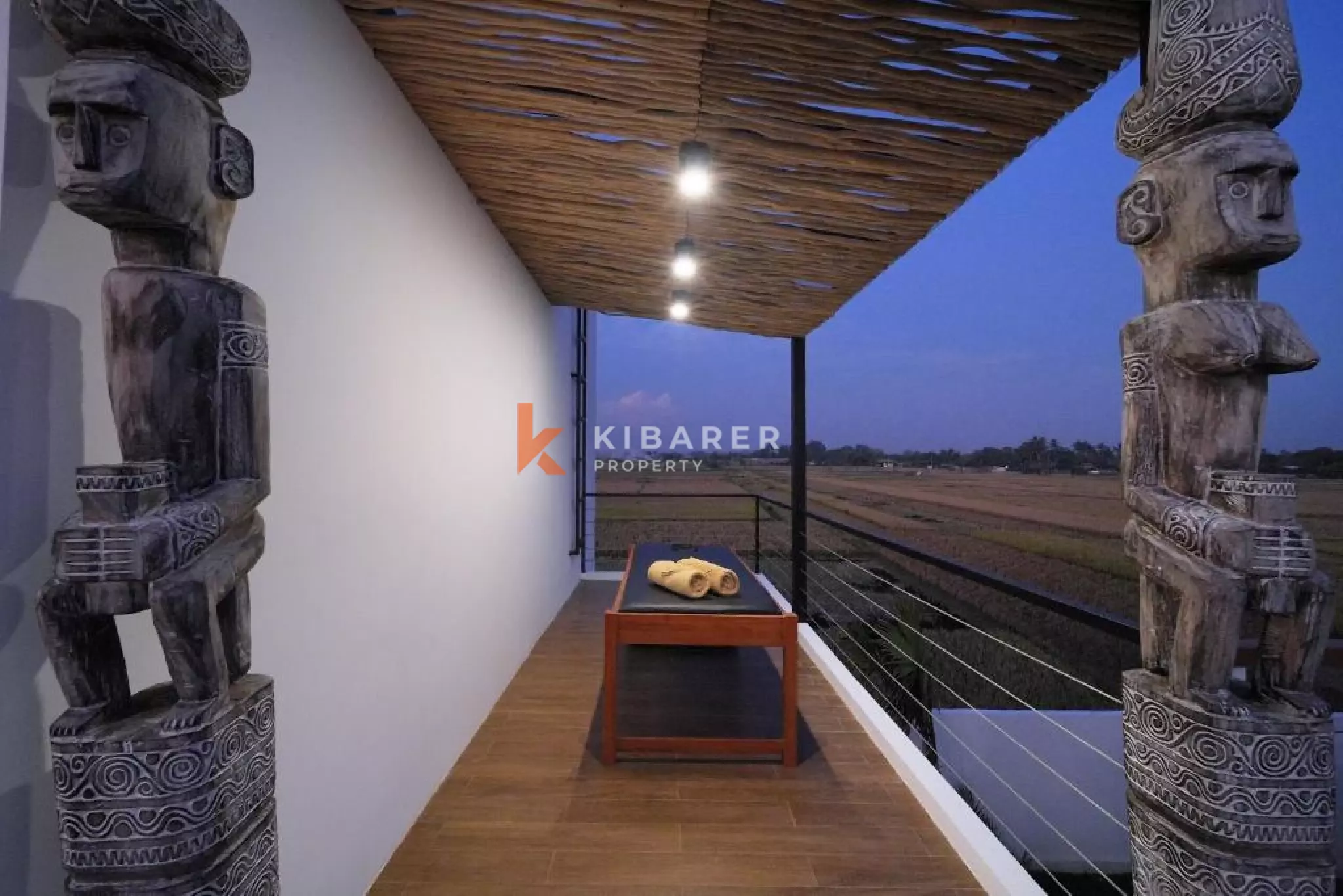 Four Bedroom Living Close to The Kelanting Beach Tabanan