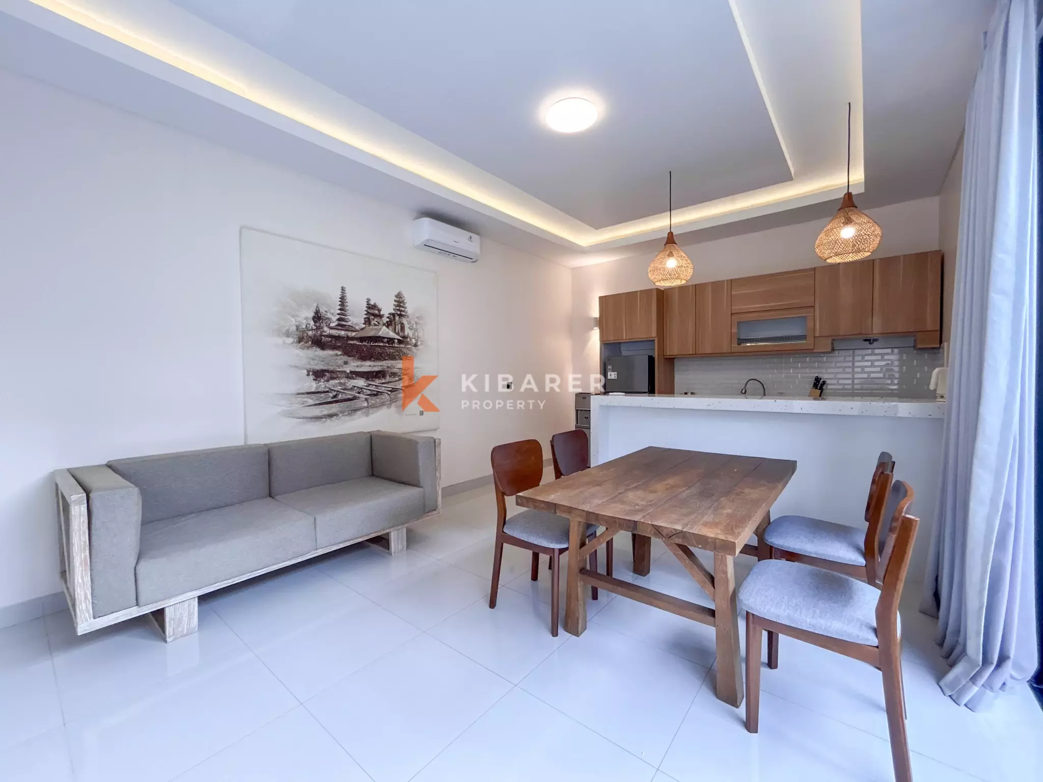 Villa Kolam Renang Modern Dua Kamar Tidur yang Menawan di Padonan