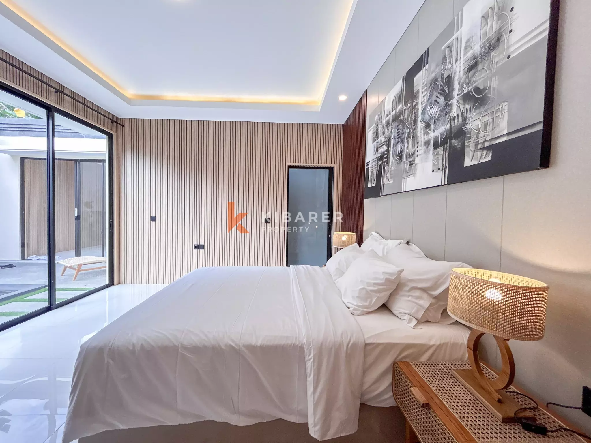 Villa Kolam Renang Modern Dua Kamar Tidur yang Menawan di Padonan