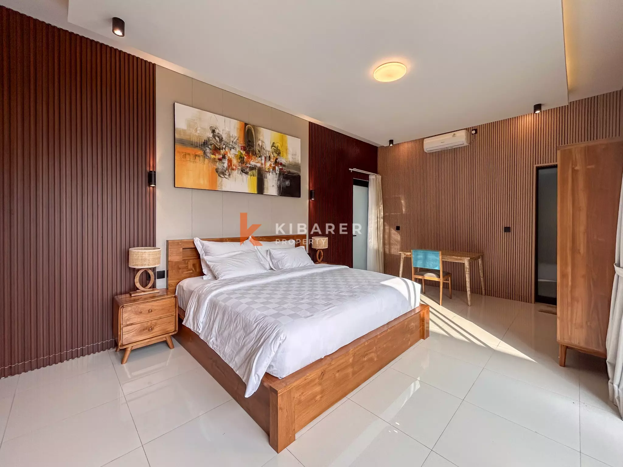 Villa Kolam Renang Modern Dua Kamar Tidur yang Menawan di Padonan
