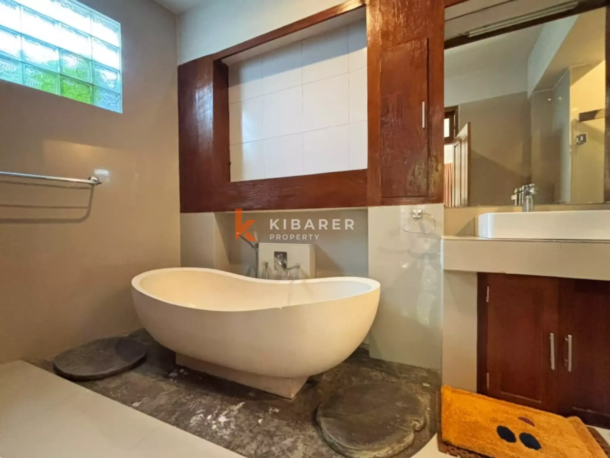 The Island House – Three Bedroom Garden Villa in Munggu