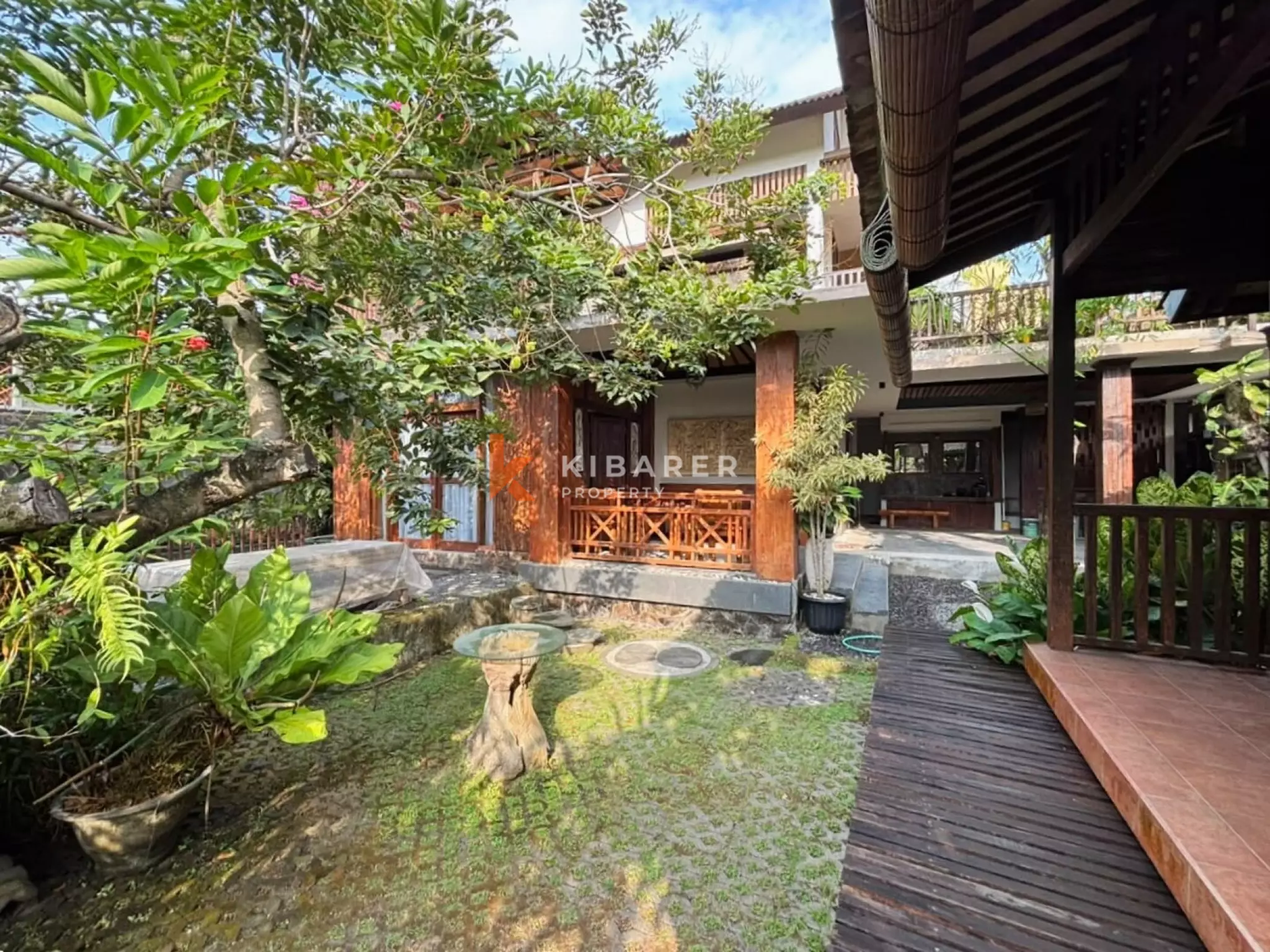 The Island House – Three Bedroom Garden Villa in Munggu