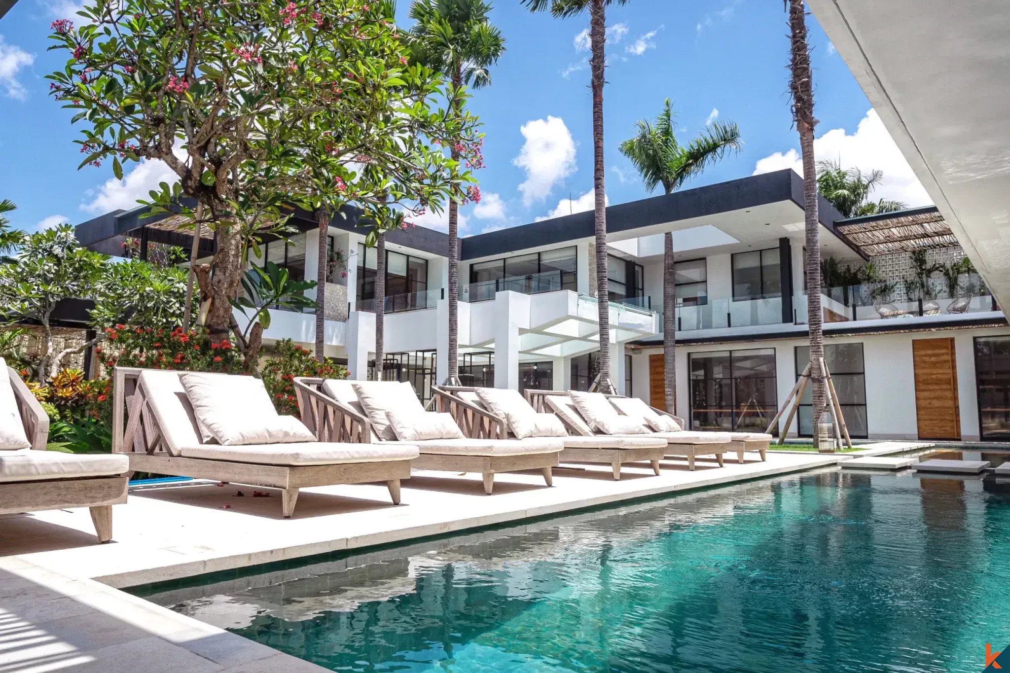 Luxurious Freehold Modern Designer Villa for Sale in Canggu