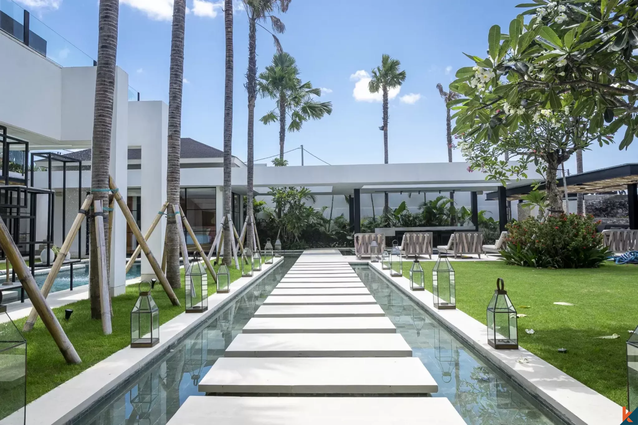 Luxurious Freehold Modern Designer Villa for Sale in Canggu
