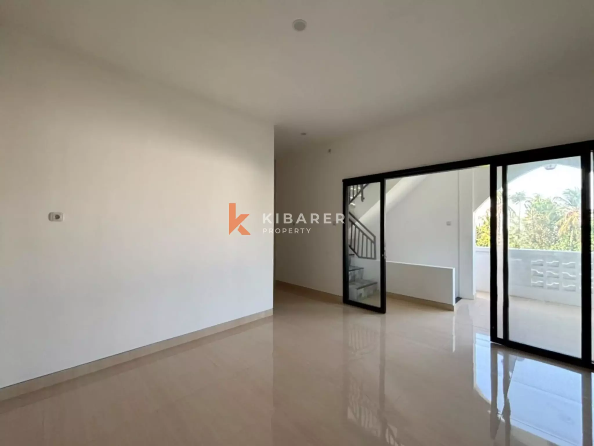 Vila Rooftop 2 Kamar Tidur Tanpa Perabotan dengan Ruang Keluarga Terbuka di Tumbak Bayuh
