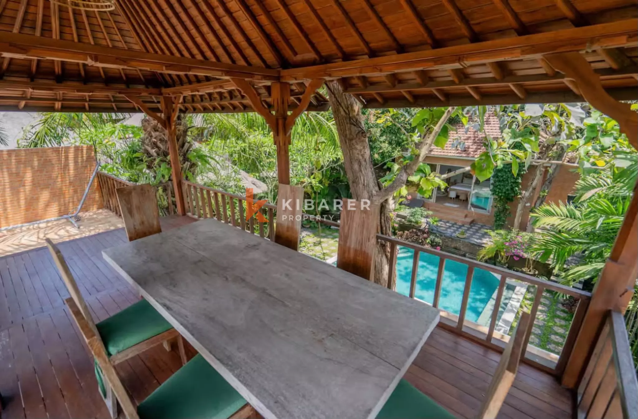 Spacious Tropical Three Bedroom Villa Near Jimbaran