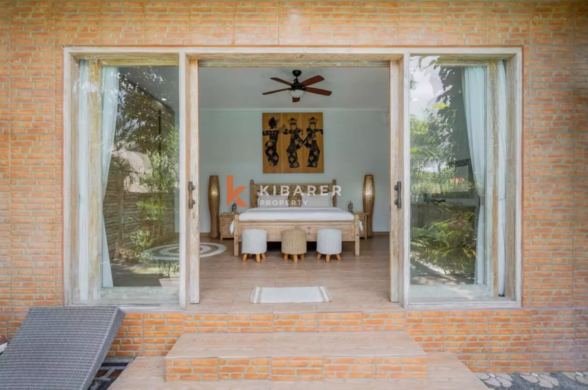 Spacious Tropical Three Bedroom Villa Near Jimbaran