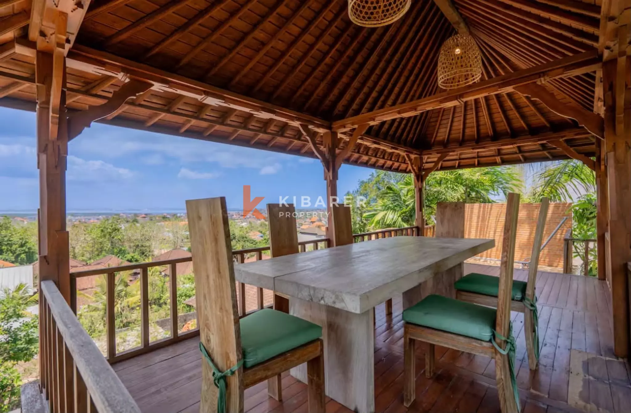 Spacious Tropical Three Bedroom Villa Near Jimbaran