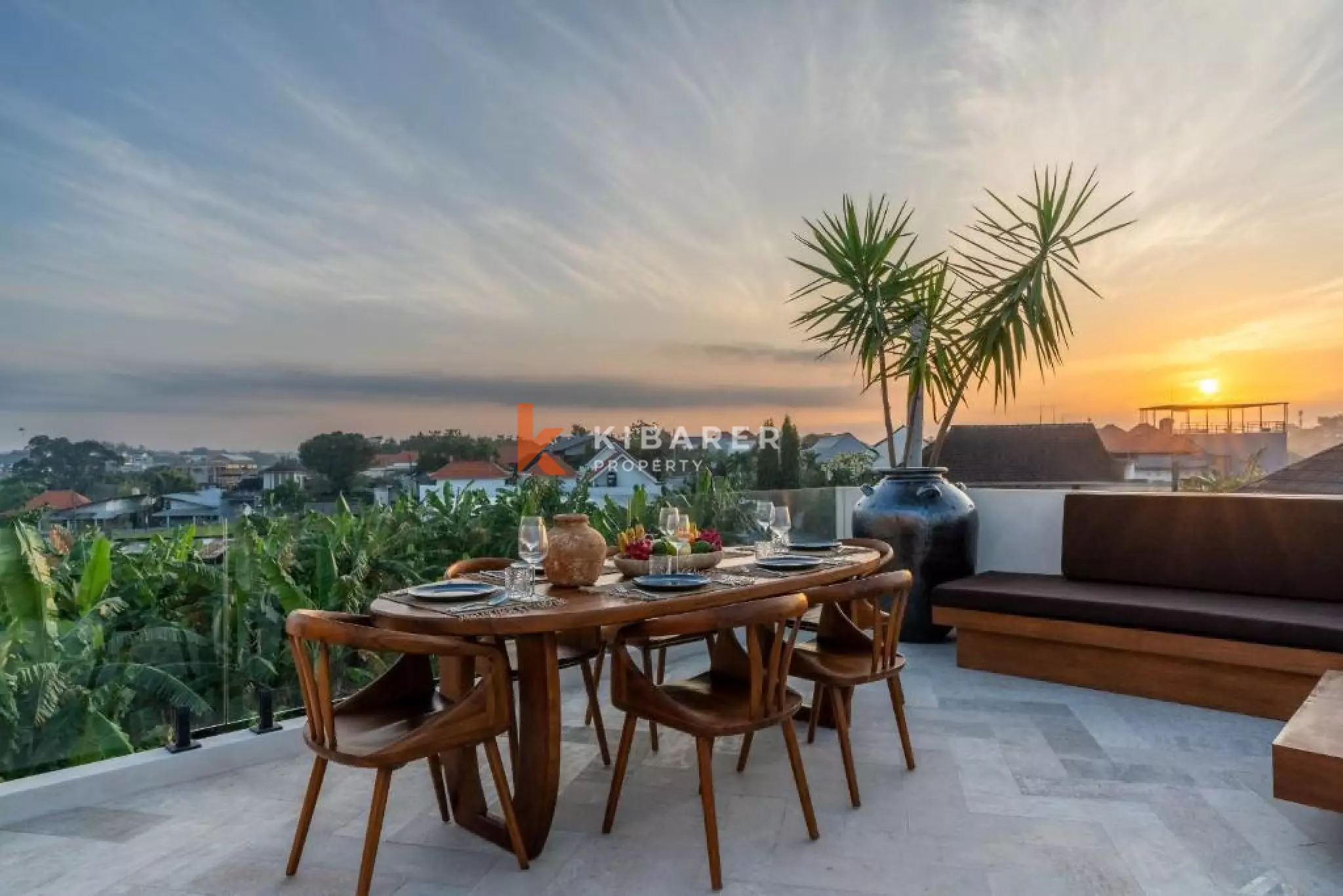 Rustic Luxury Four-Bedroom Villa in Abasan Canggu near Berawa