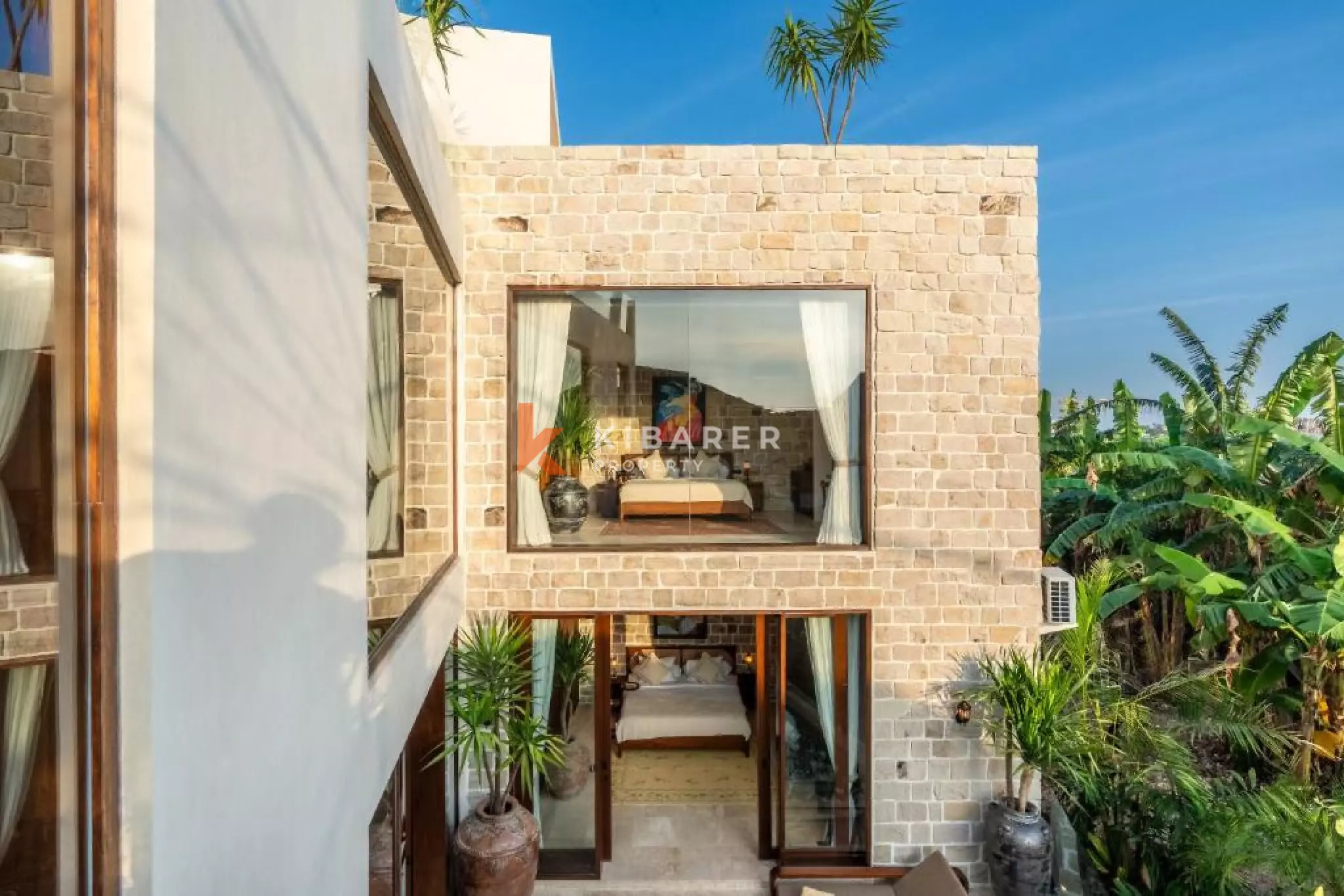 Rustic Luxury Four-Bedroom Villa in Abasan Canggu near Berawa