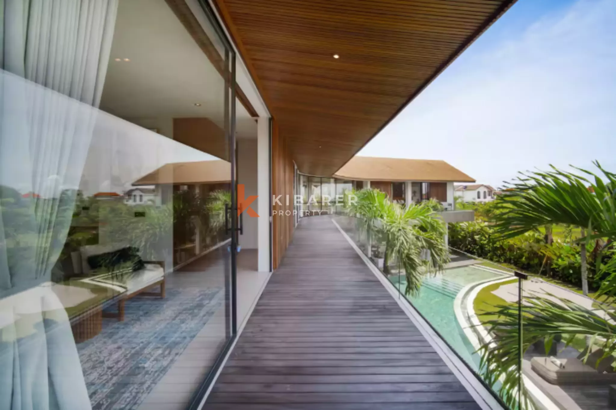 The Emerald Estate – Vila Mewah dengan Lima Kamar Tidur di Tumbak Bayuh