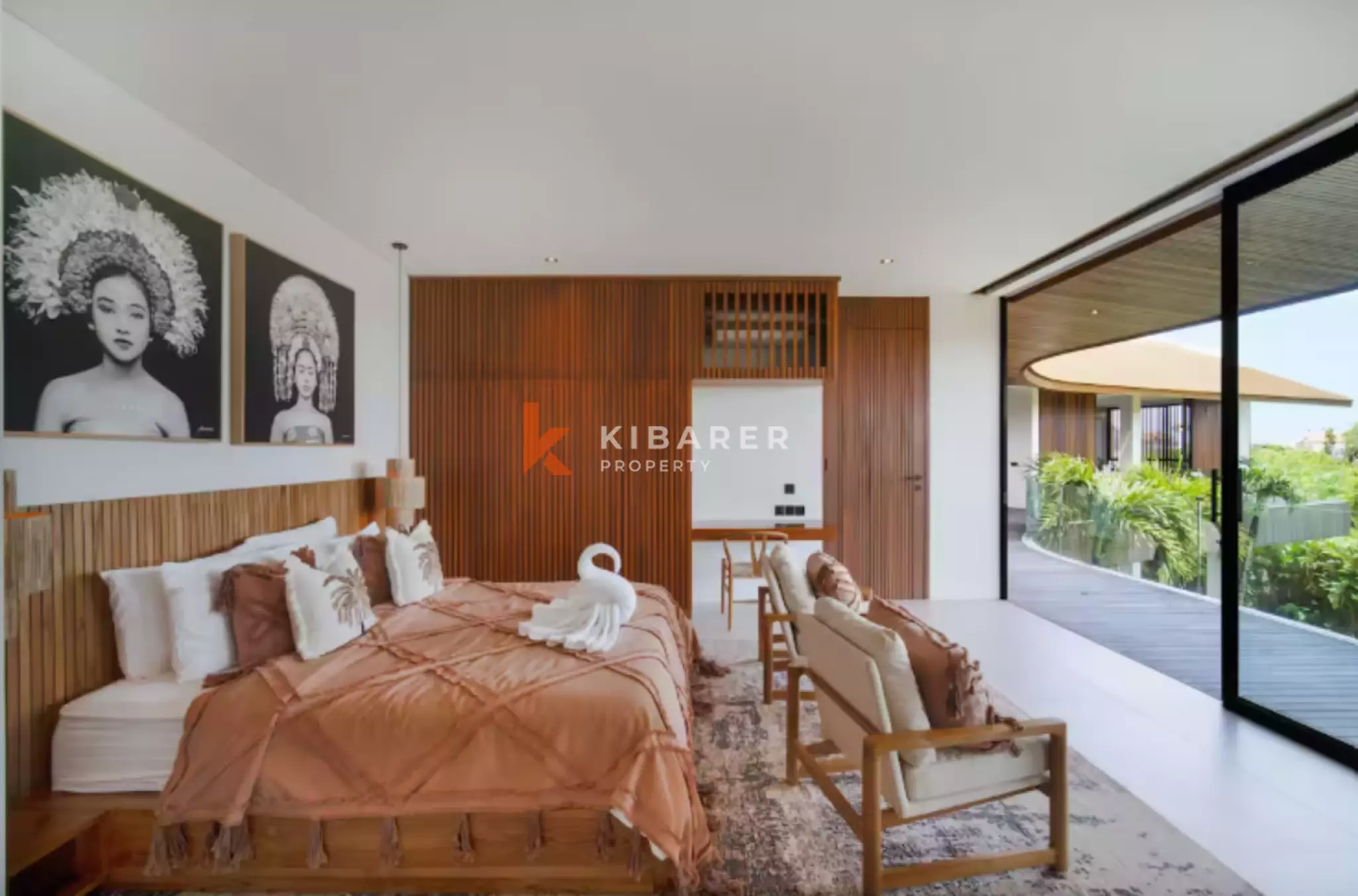 The Emerald Estate – Vila Mewah dengan Lima Kamar Tidur di Tumbak Bayuh