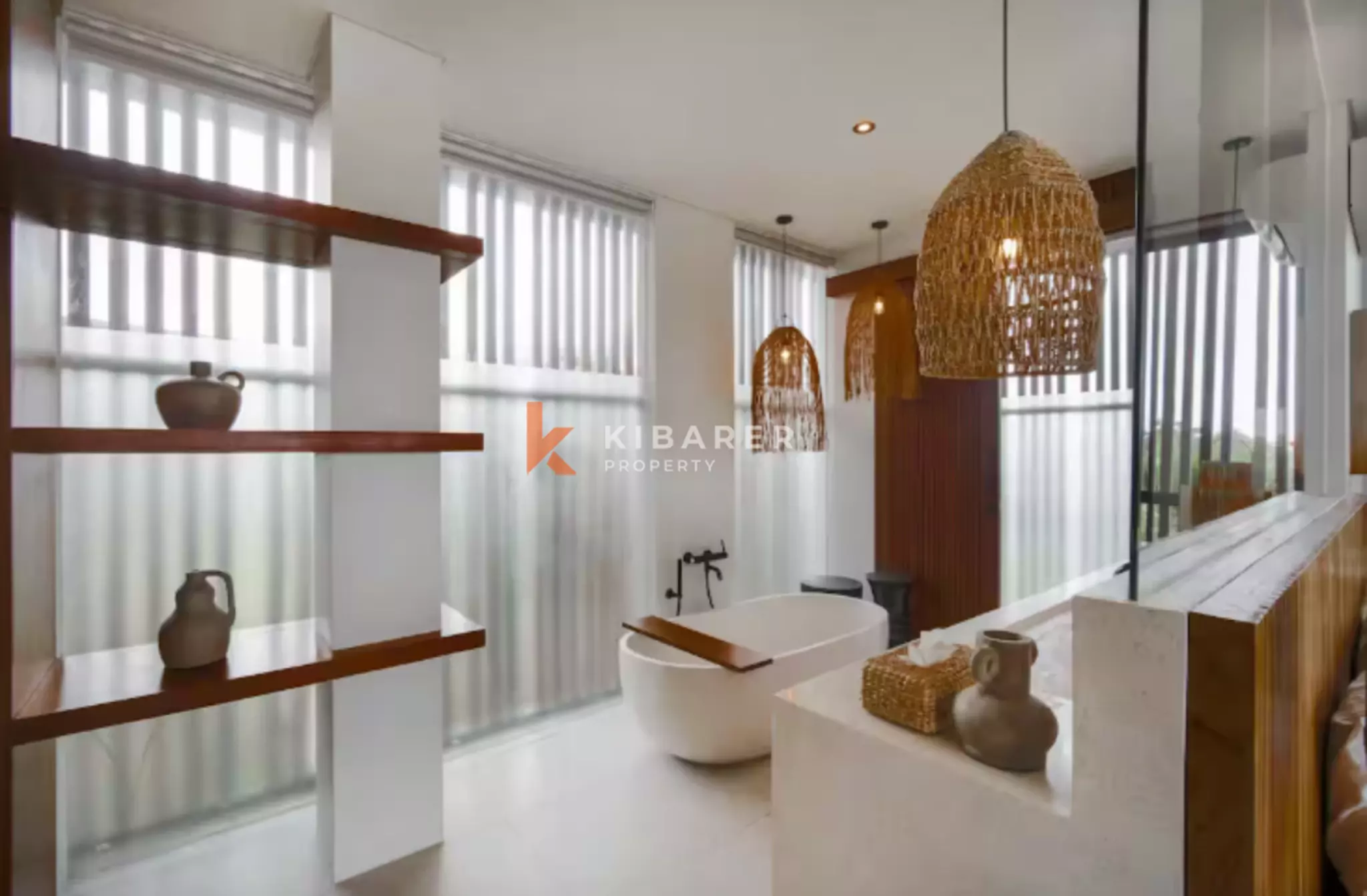 The Emerald Estate – Vila Mewah dengan Lima Kamar Tidur di Tumbak Bayuh