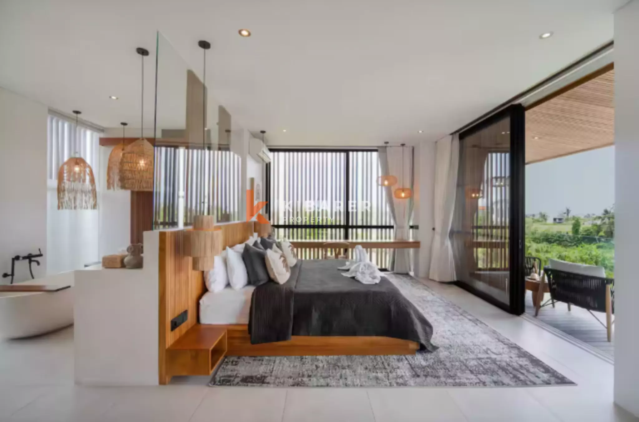The Emerald Estate – Vila Mewah dengan Lima Kamar Tidur di Tumbak Bayuh