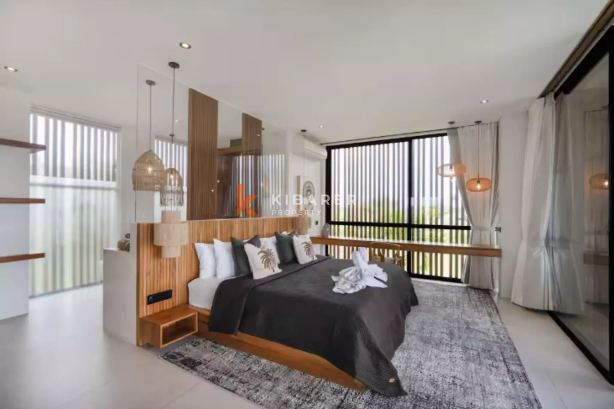 The Emerald Estate – Vila Mewah dengan Lima Kamar Tidur di Tumbak Bayuh