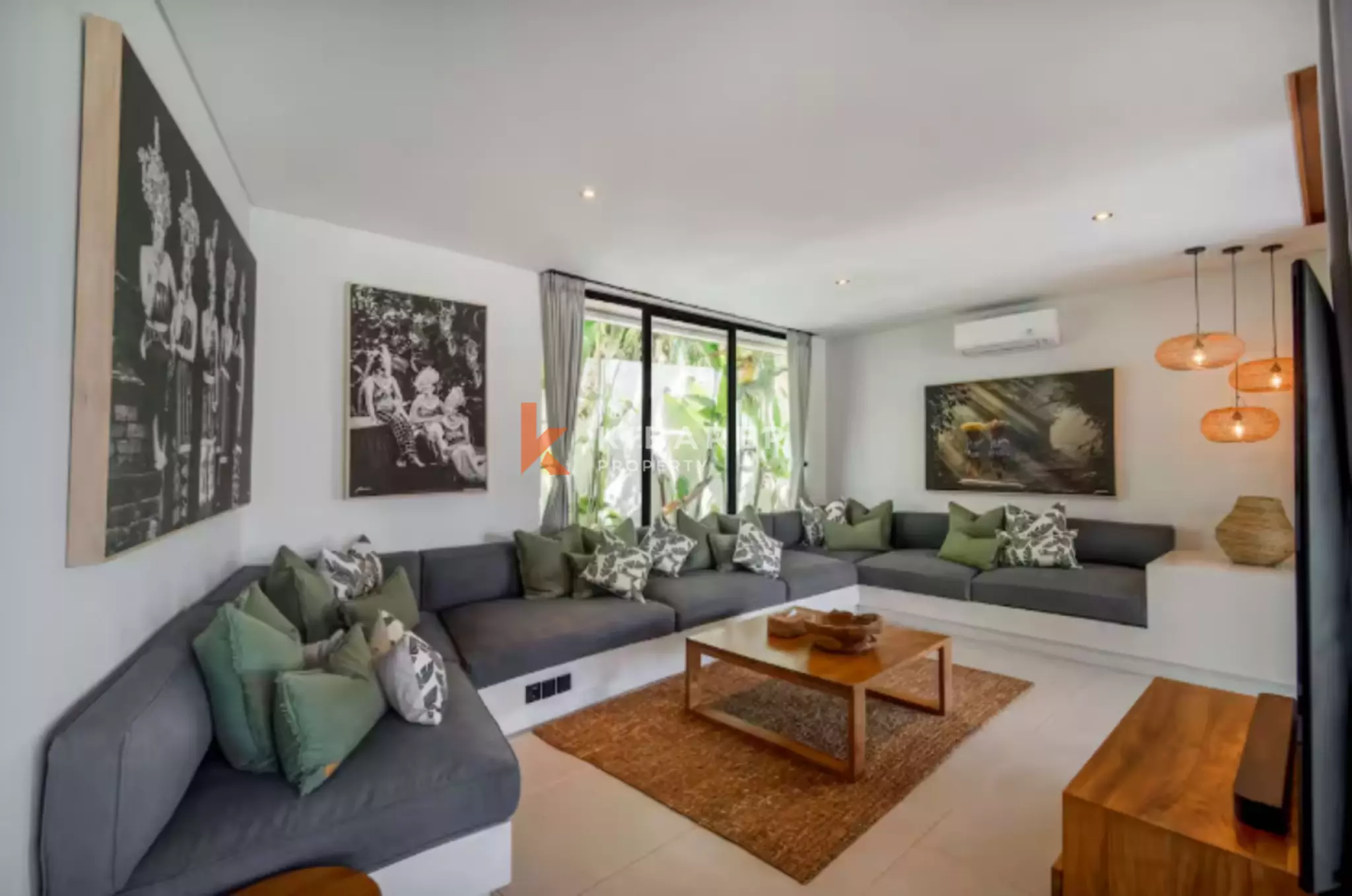 The Emerald Estate – Vila Mewah dengan Lima Kamar Tidur di Tumbak Bayuh