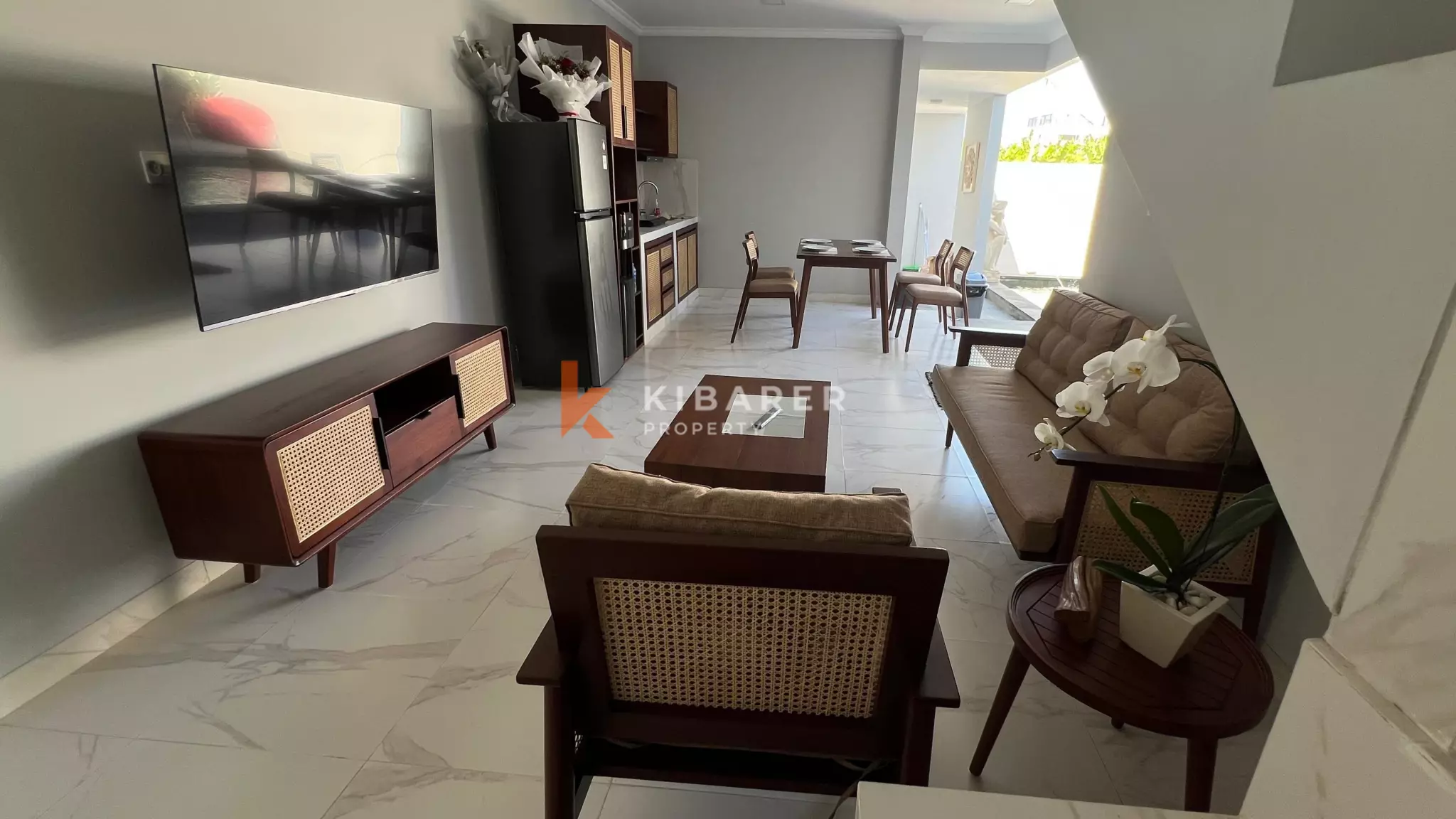 Modern Tropical Three-Bedroom Open Living Villa with Private Pool in Sanur