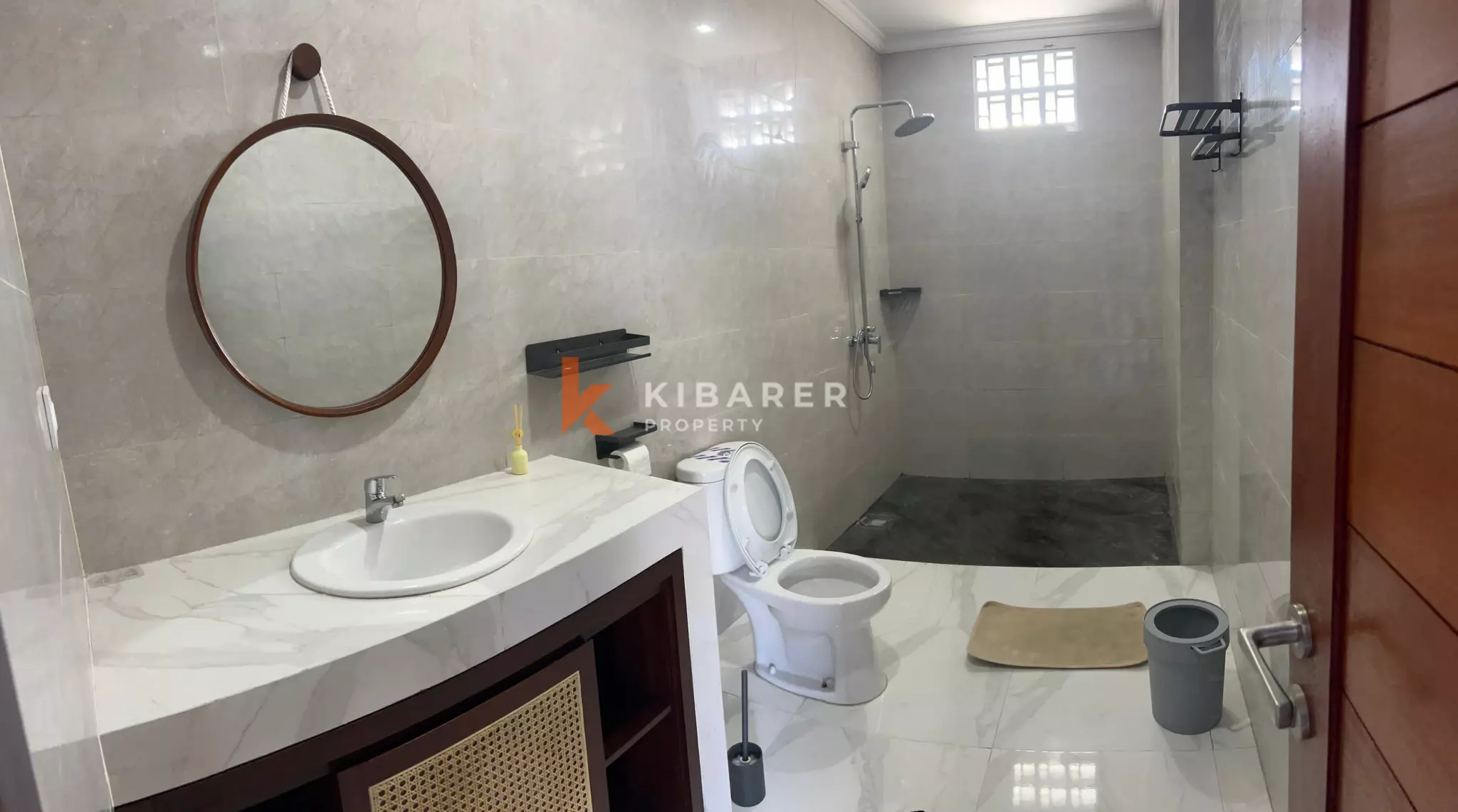 Modern Tropical Three-Bedroom Open Living Villa with Private Pool in Sanur