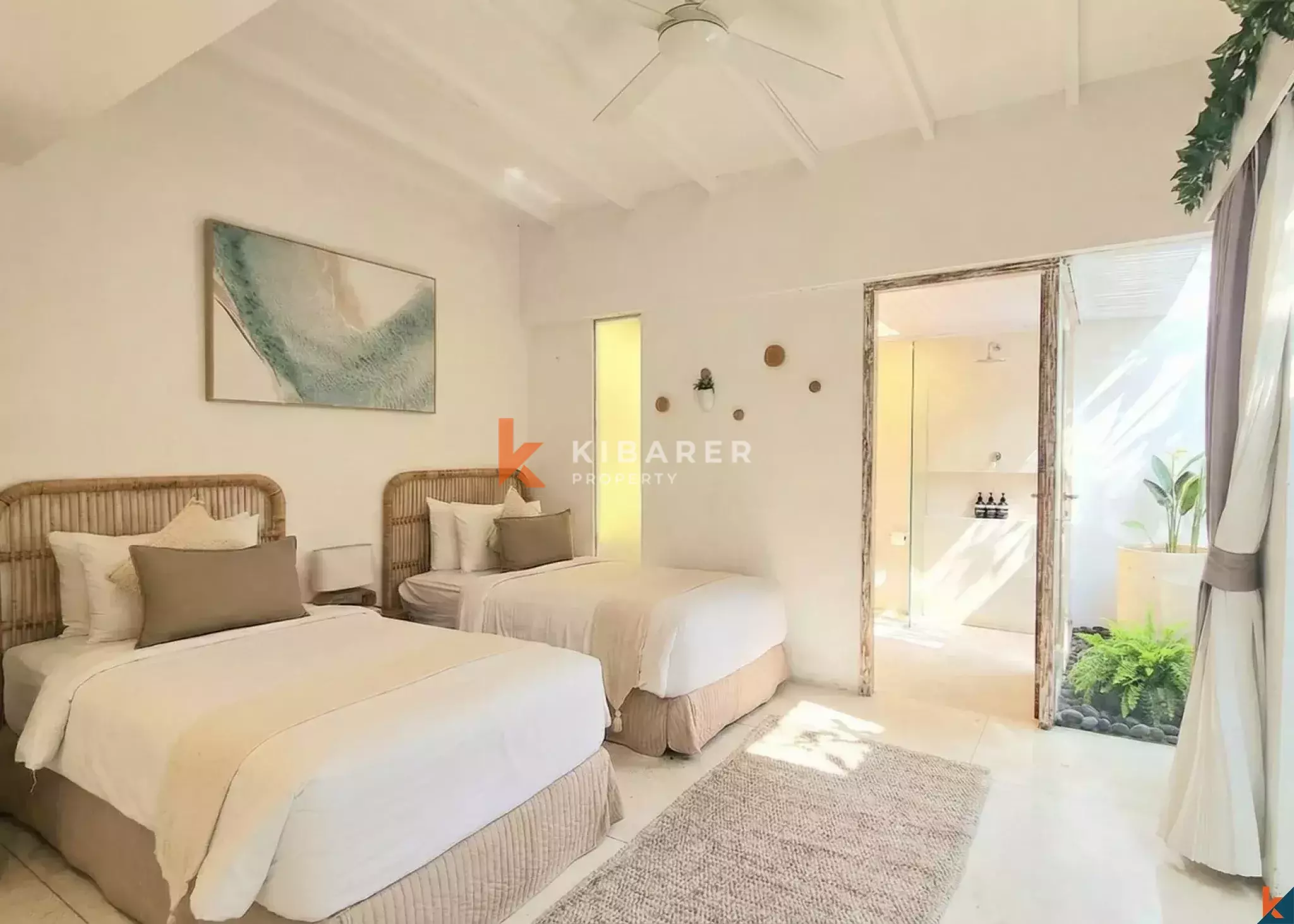 Charming Two Bedroom Villa in Batu Bolong Beach