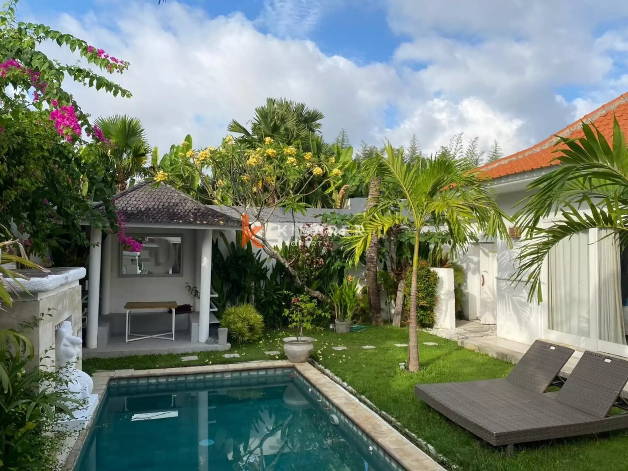 Un havre de paix à Kerobokan – Villa avec jardin et trois chambres