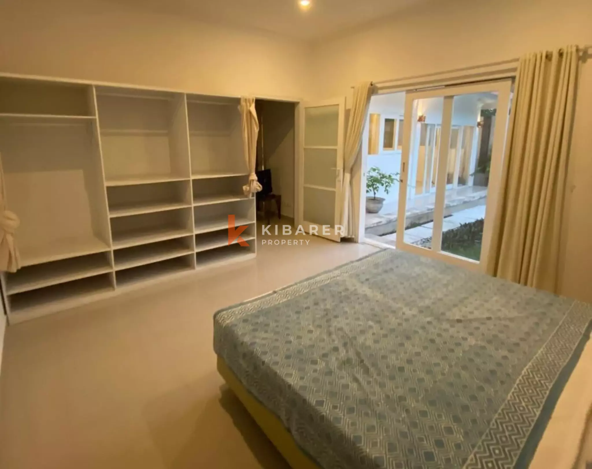 Un havre de paix à Kerobokan – Villa avec jardin et trois chambres