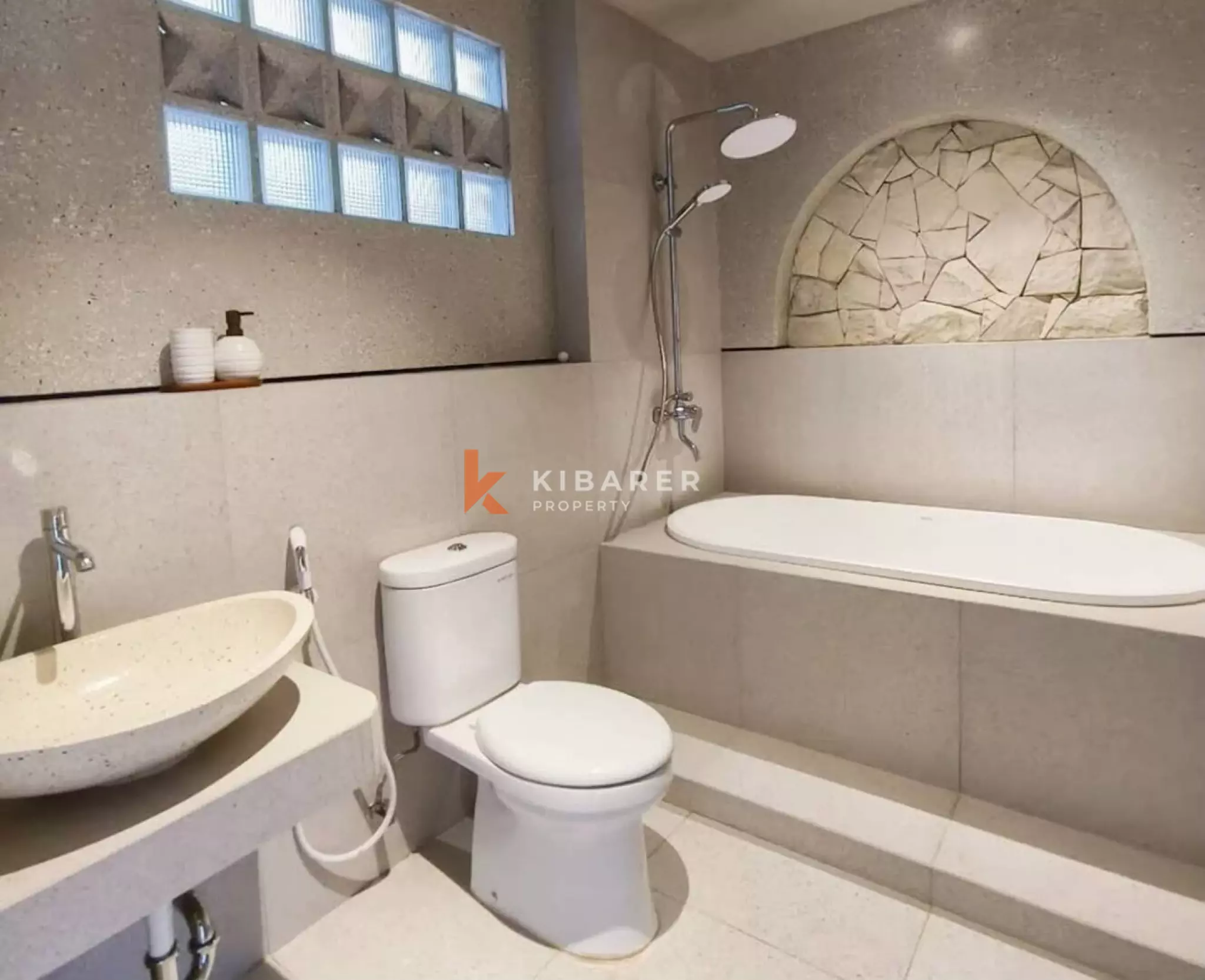 The Little Uluwatu Hideaway – Studio Mezzanine Satu Kamar Tidur